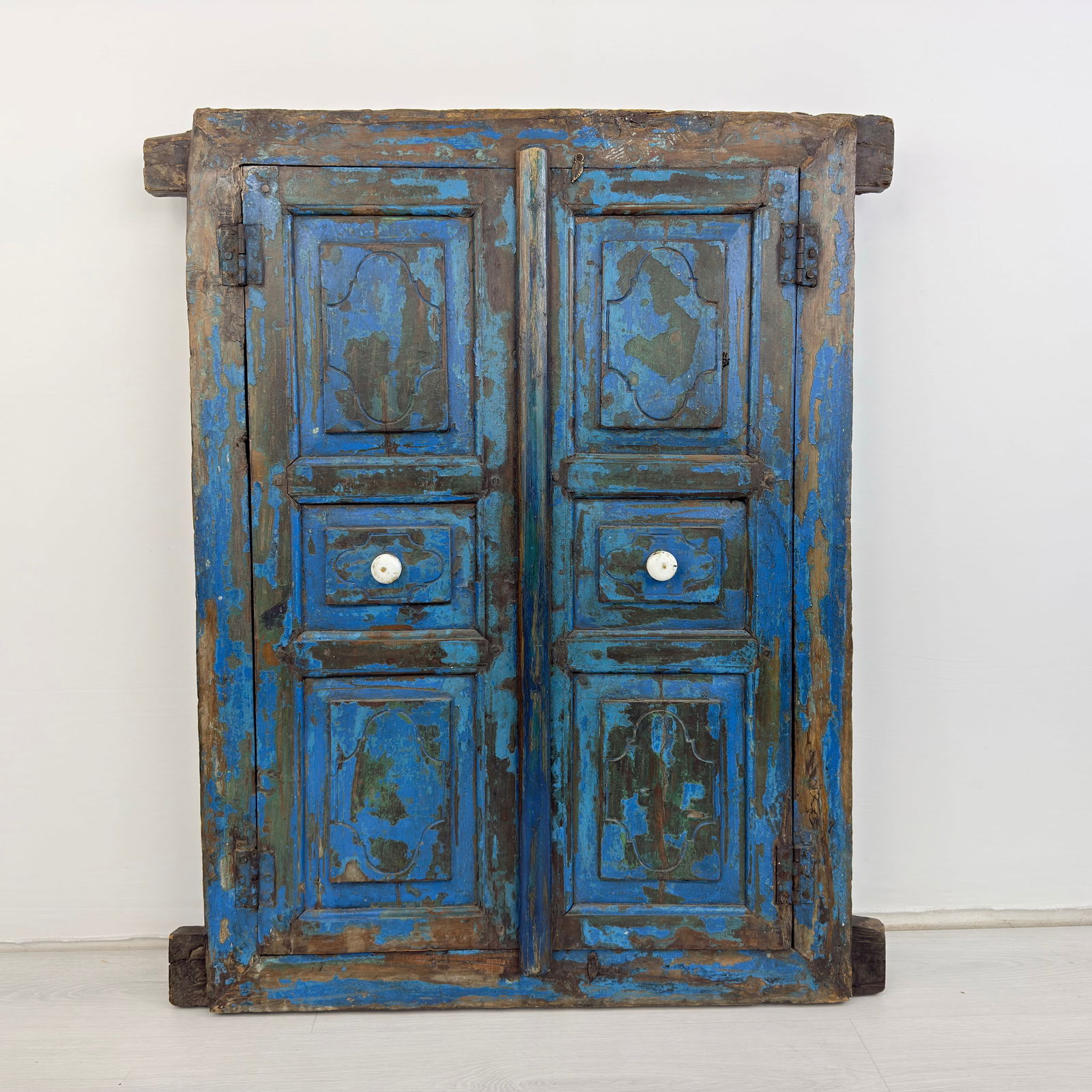 ANTIQUE WINDOW FRAME MIRROR - 2