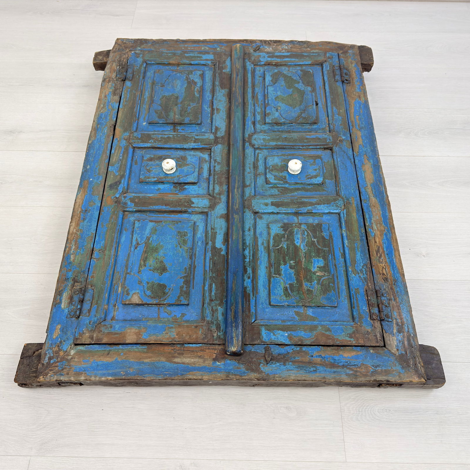 ANTIQUE WINDOW FRAME MIRROR - 4