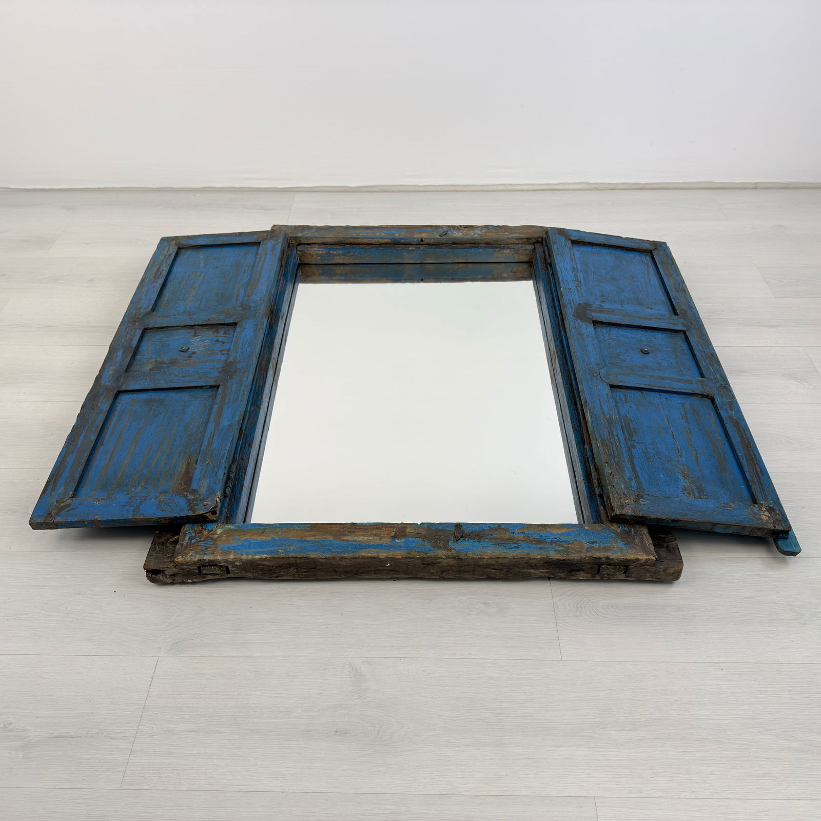 ANTIQUE WINDOW FRAME MIRROR - 5