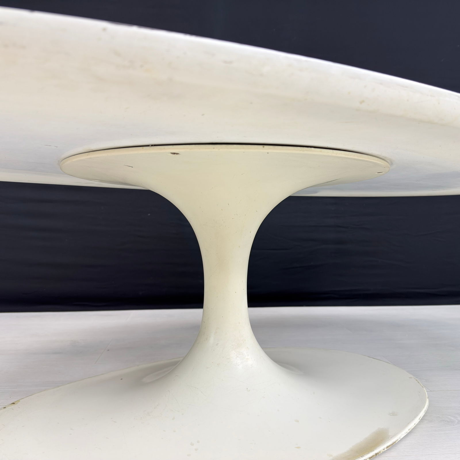 COFFEE TABLE AFTER EERO SAARINEN TULIP - 10