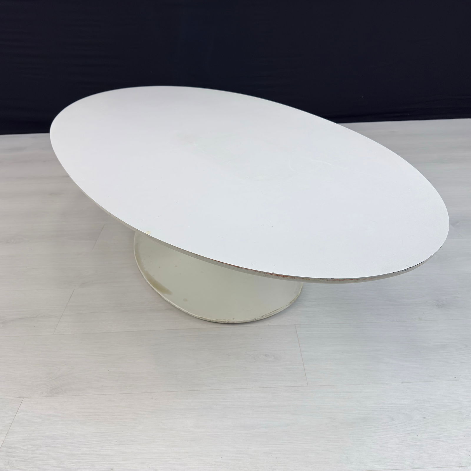 COFFEE TABLE AFTER EERO SAARINEN TULIP - 3