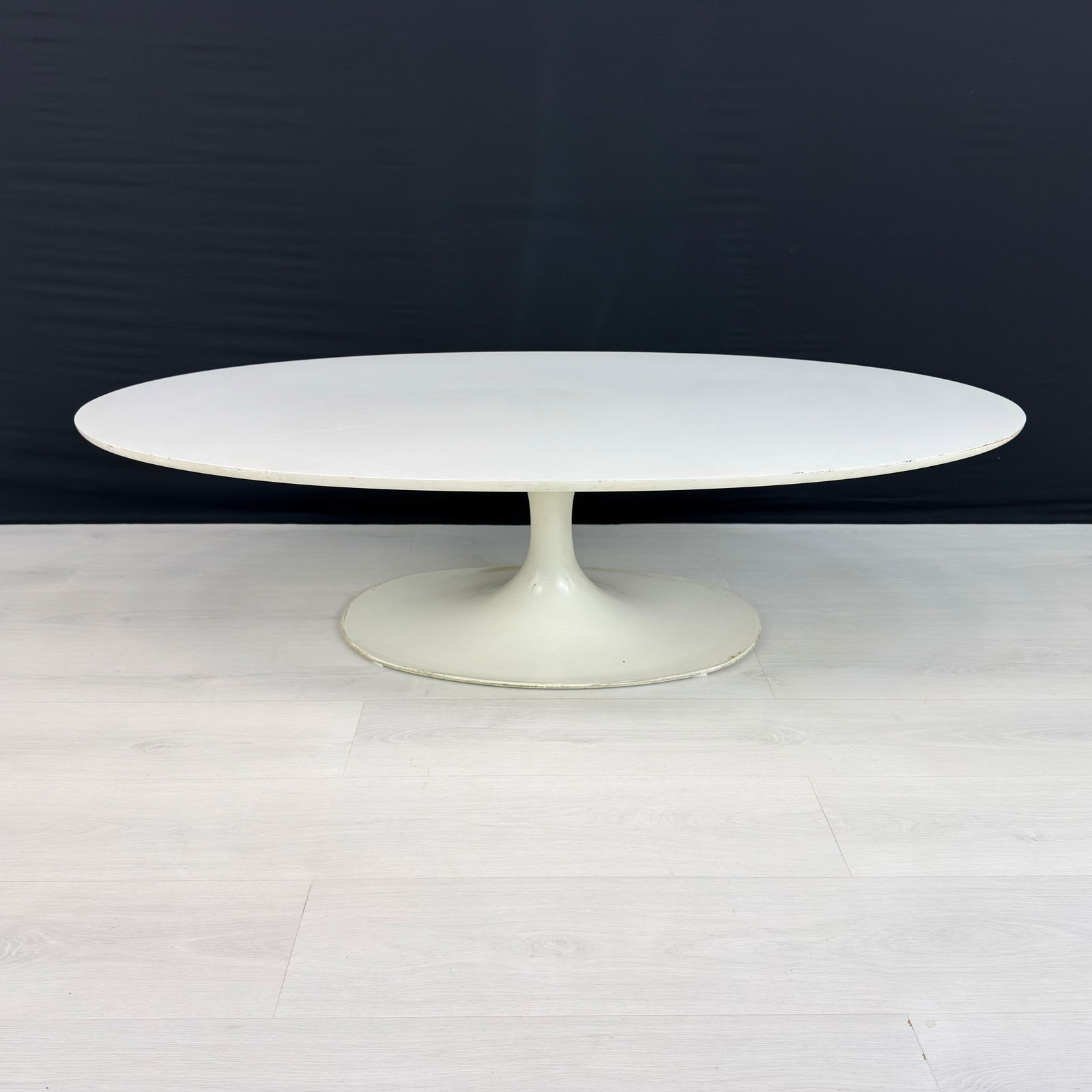 COFFEE TABLE AFTER EERO SAARINEN TULIP - 7