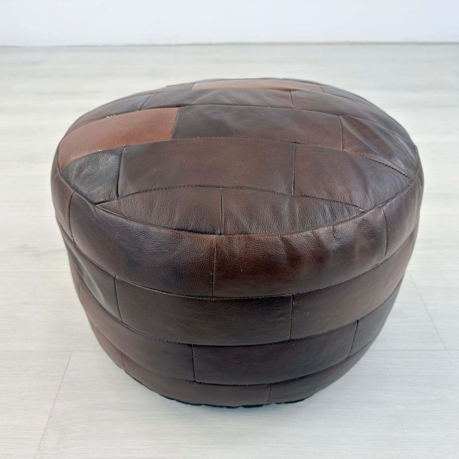 DE SEDE LEATHER POUF - 6