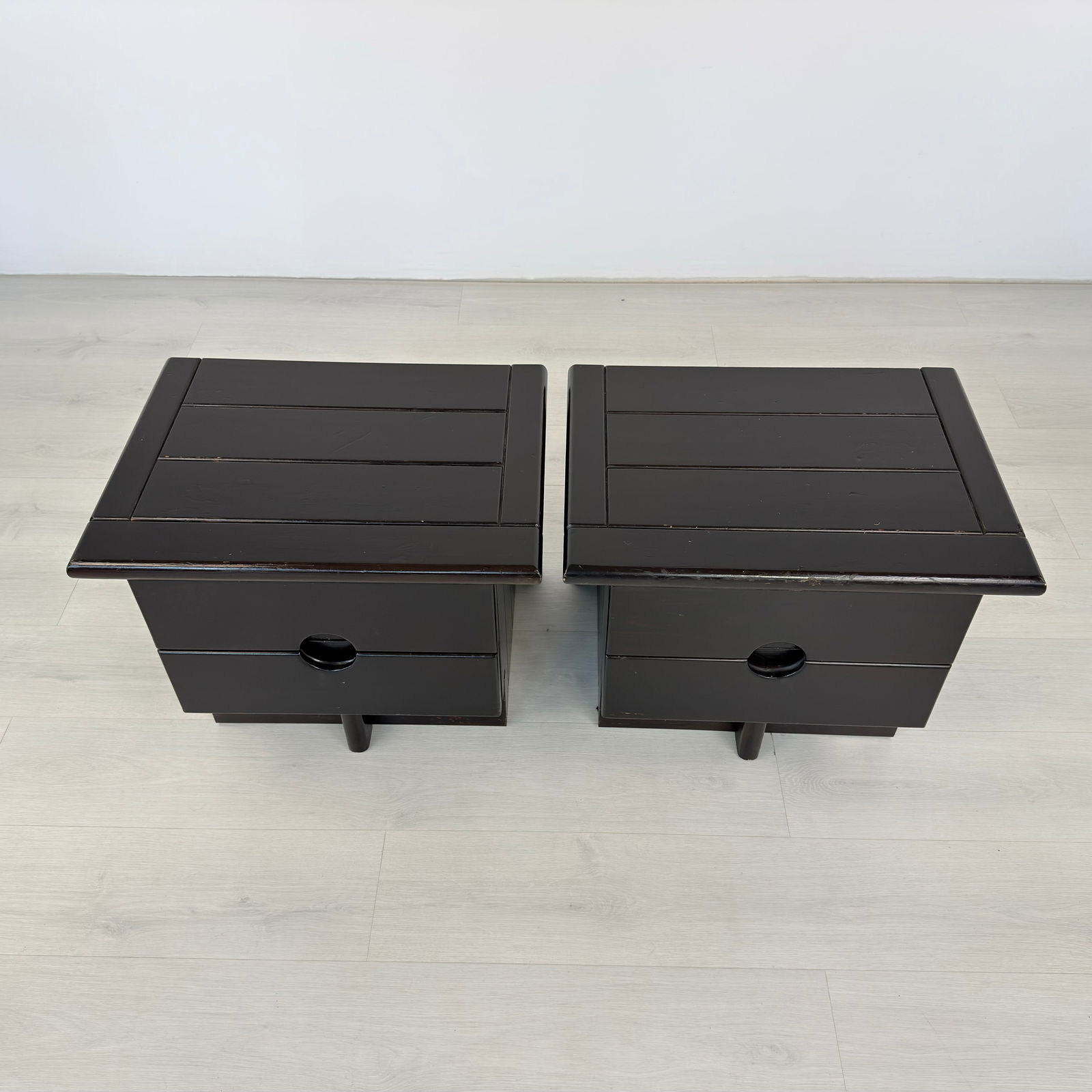 BRUTALIST BEDSIDE TABLES, A PAIR - 7
