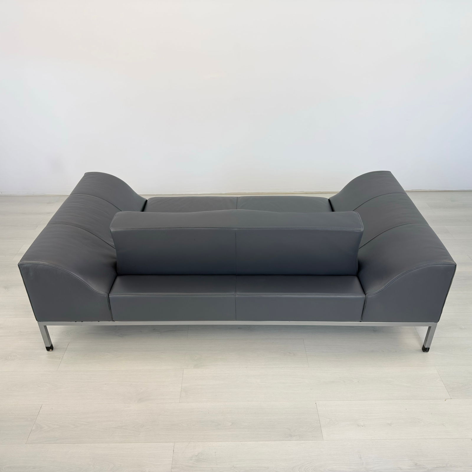 DE SEDE TWO-SEATER SOFA - 11