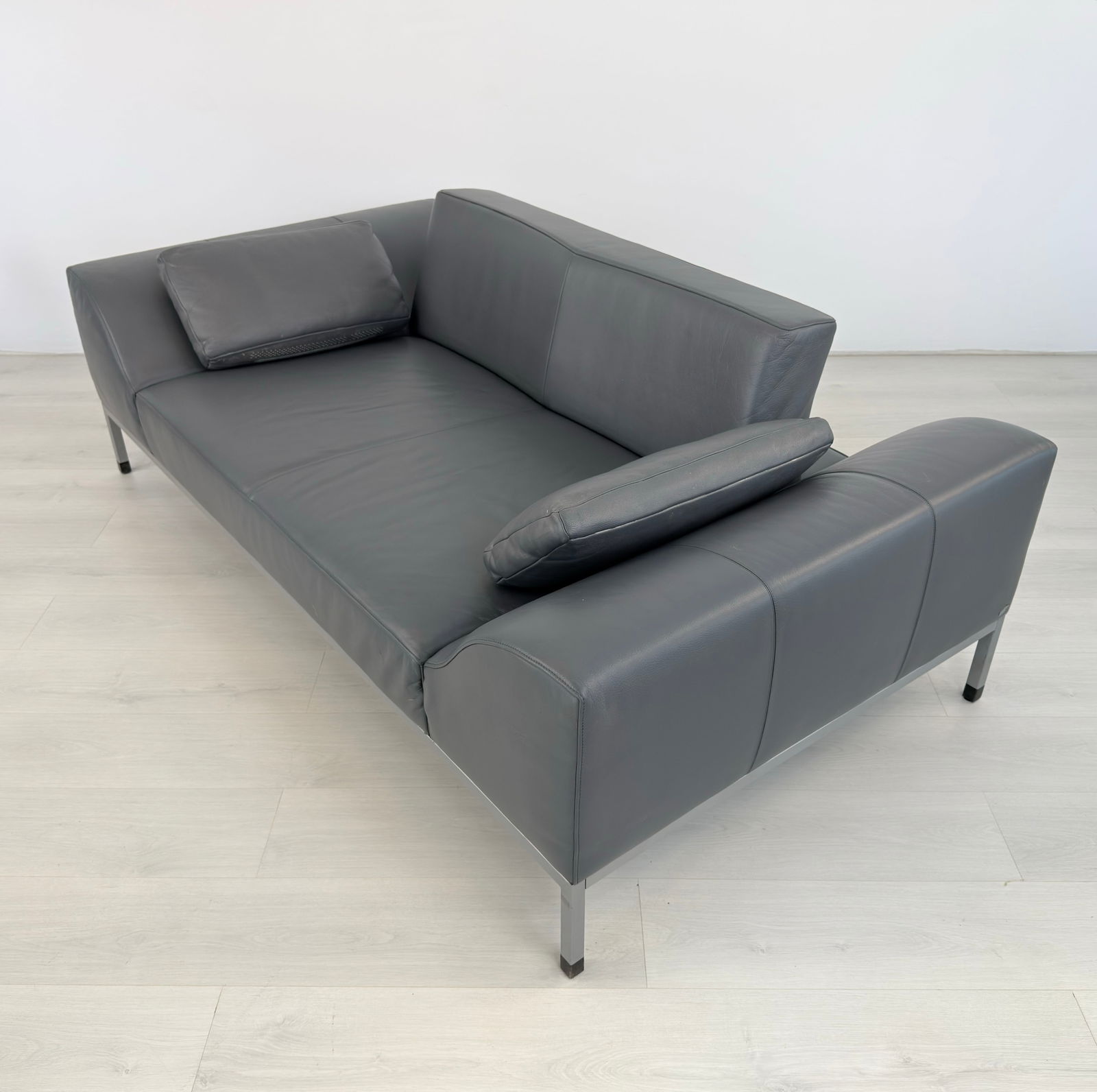 DE SEDE TWO-SEATER SOFA - 3