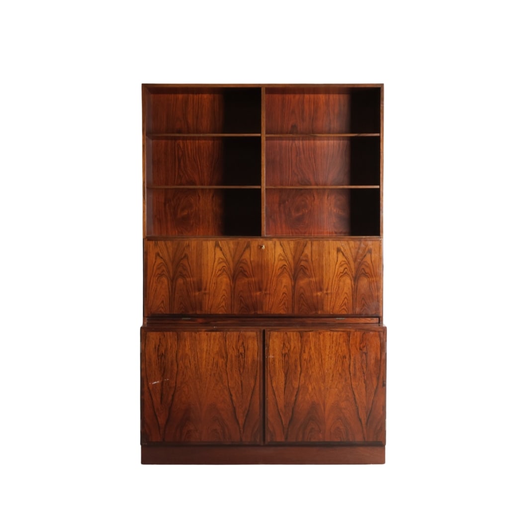GUNNI OMANN ROSEWOOD SHELVING SYSTEM (1 of 9)
