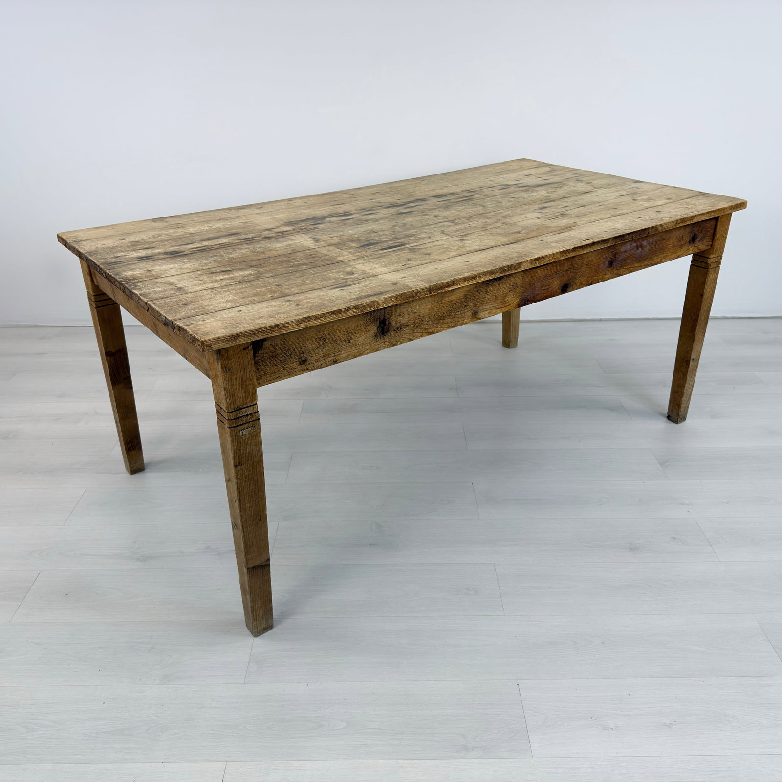 ANTIQUE FRENCH FARMHOUSE DINING TABLE - 6