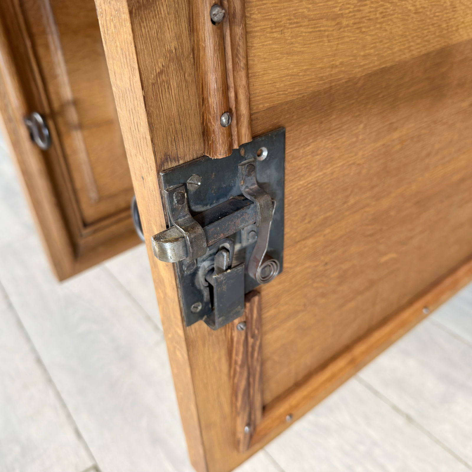 BRUTALIST DUTCH SIDEBOARD - 7