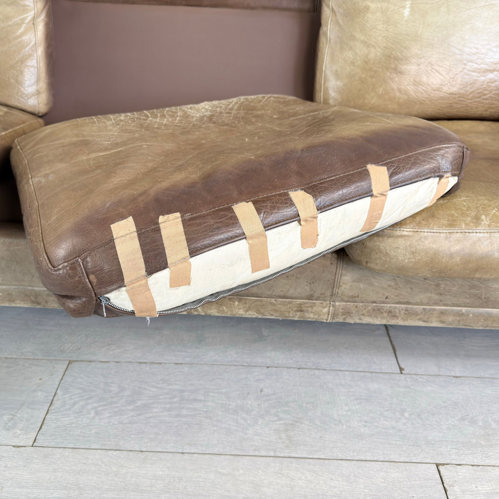 MOGENS HANSEN THREE-SEATER SOFA - 15