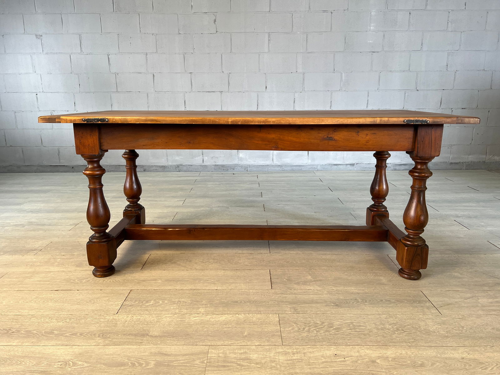 VINTAGE FRENCH FARMHOUSE DINING TABLE - 4