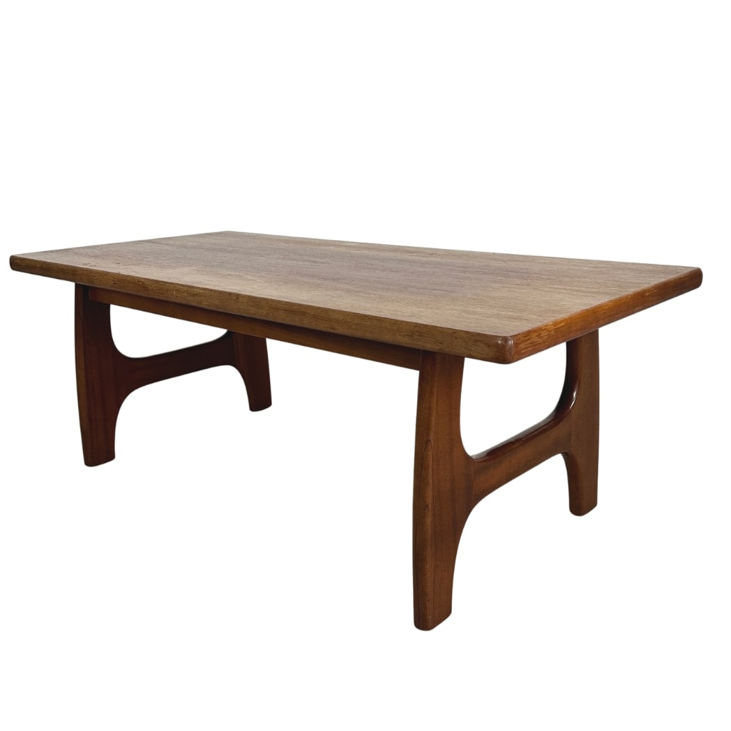 MID CENTURY MODERN DANISH COFFEE TABLE: Dimensions: H 20.3” x W 55” x D 25.5”. Danish Modern rectangular coffee table.
