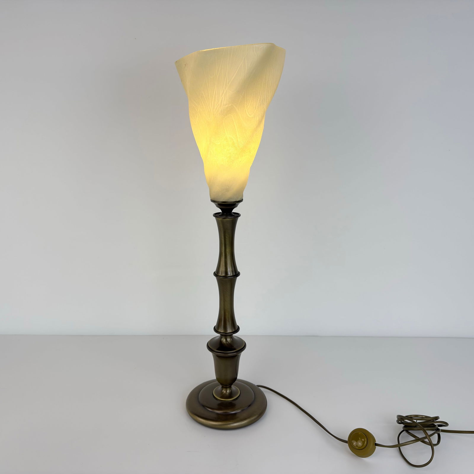 V.D. REE DESIGN FLOOR LAMP - 2