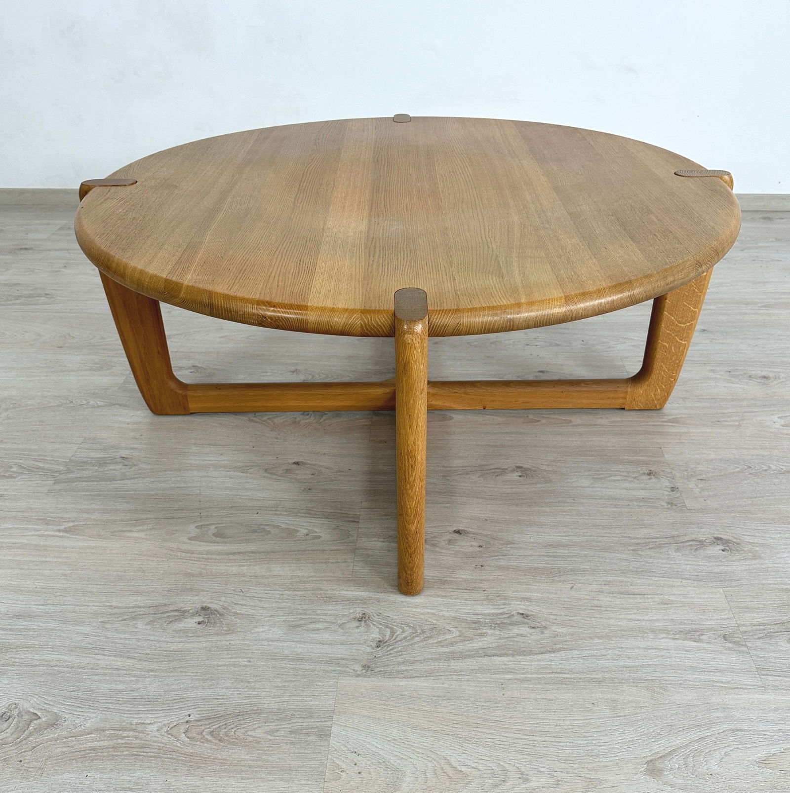 DANISH PINE COFFEE TABLE - 3