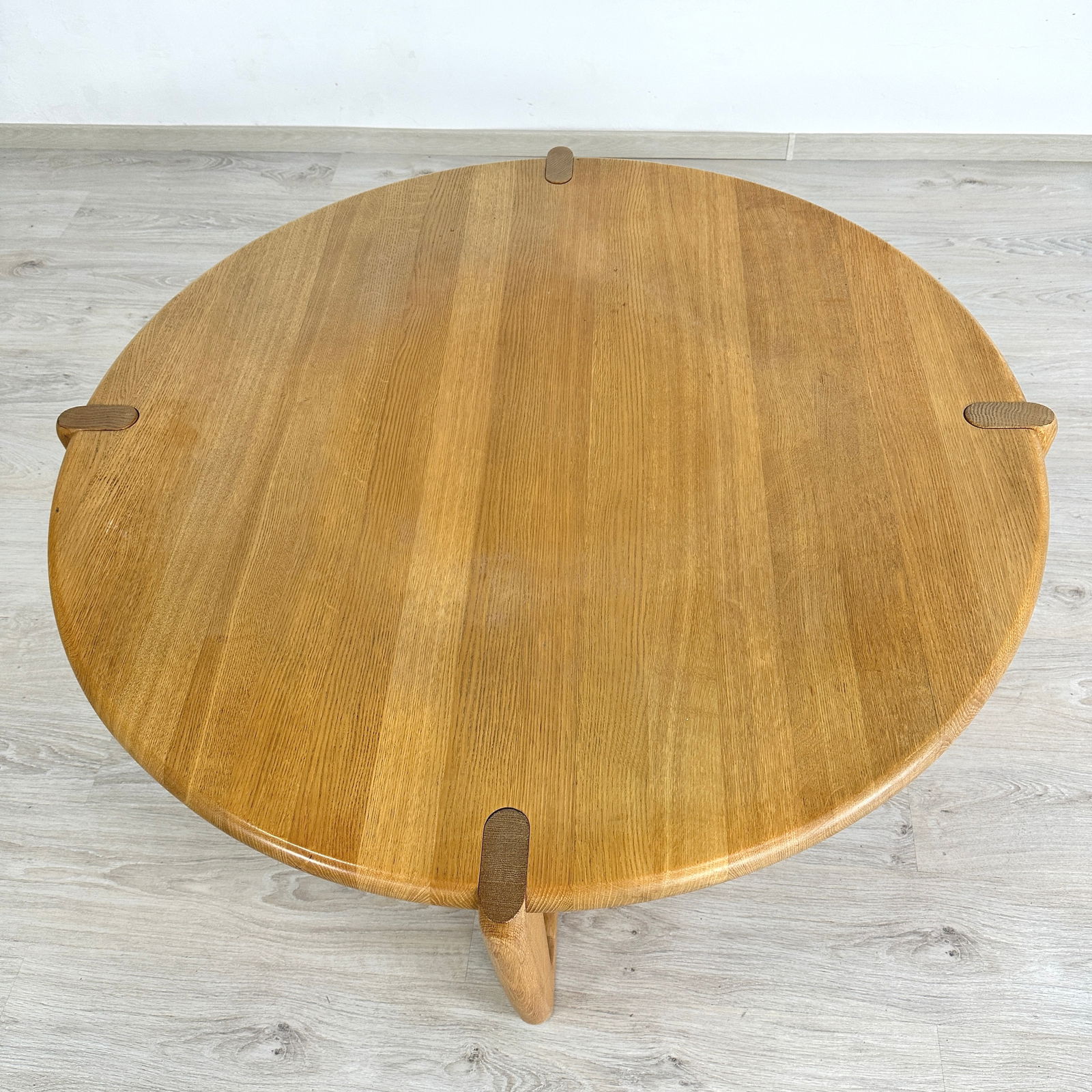 DANISH PINE COFFEE TABLE - 4