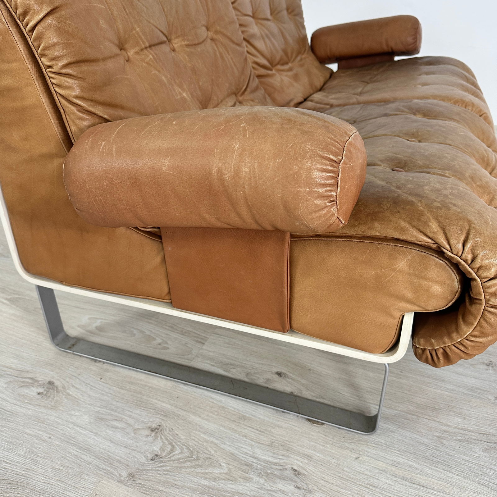 ITALIAN MODULAR LEATHER SOFA - 13