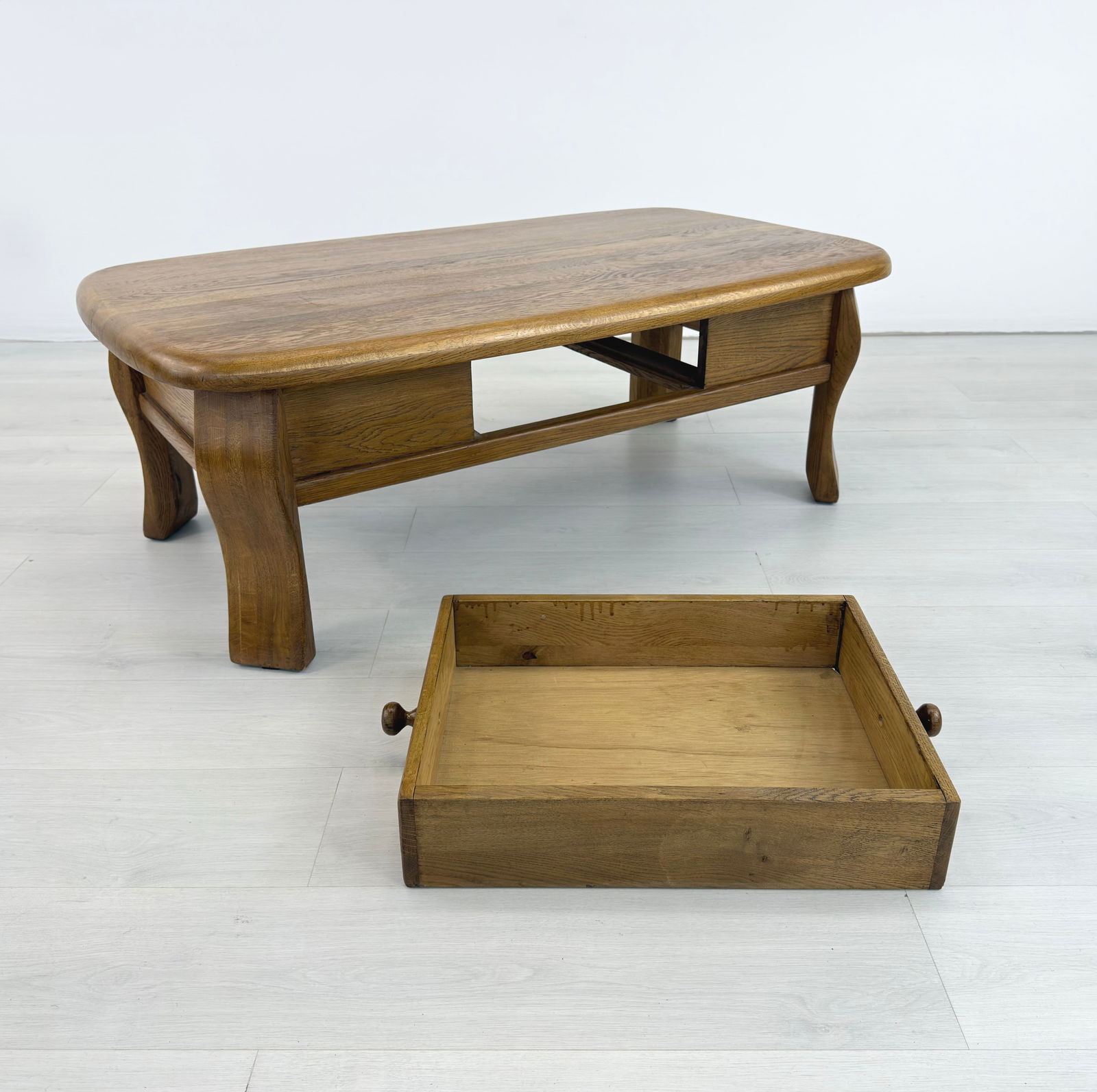DUTCH OAK COFFEE TABLE - 5