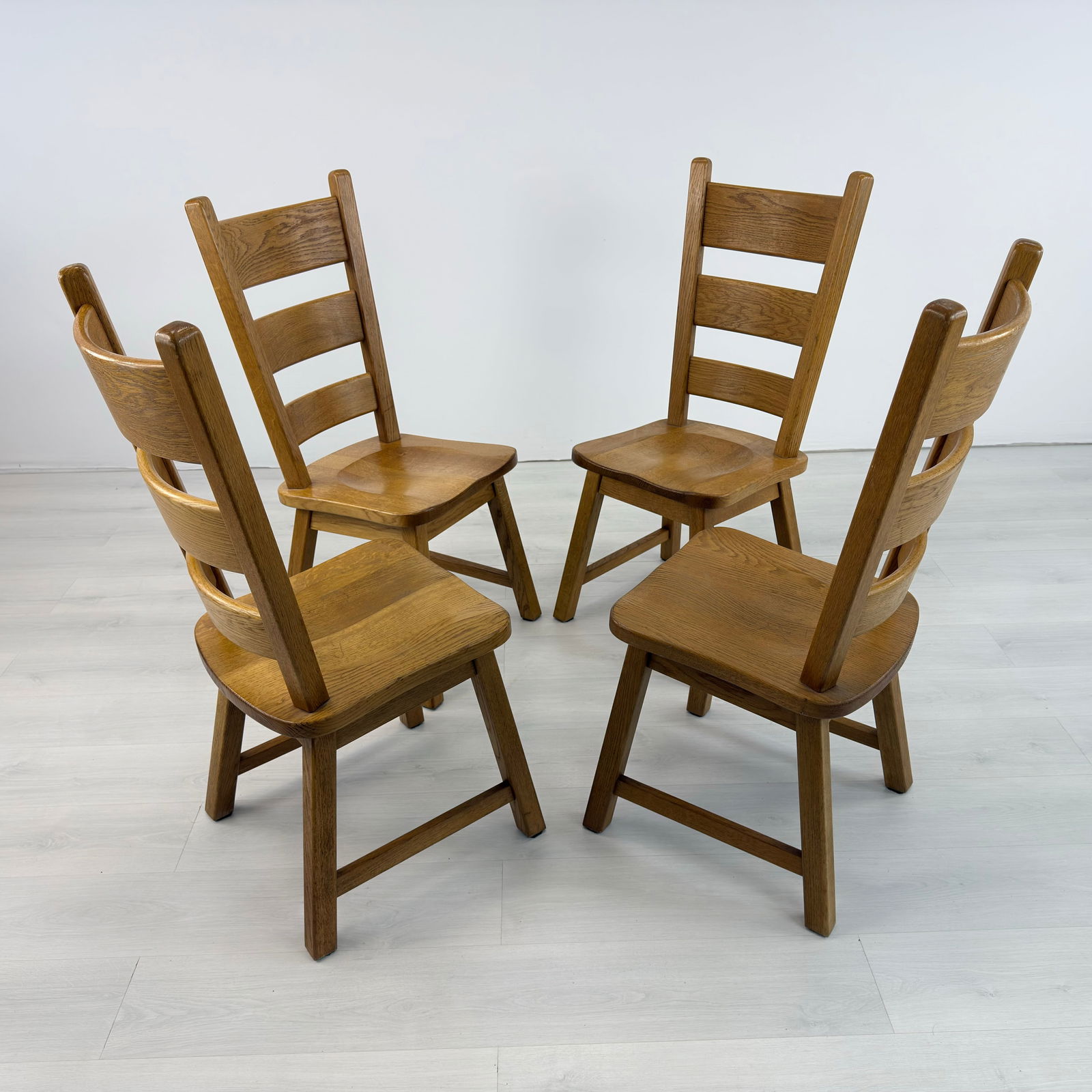 (4) RUSTIC FARMHOUSE DINING CHAIRS - 4