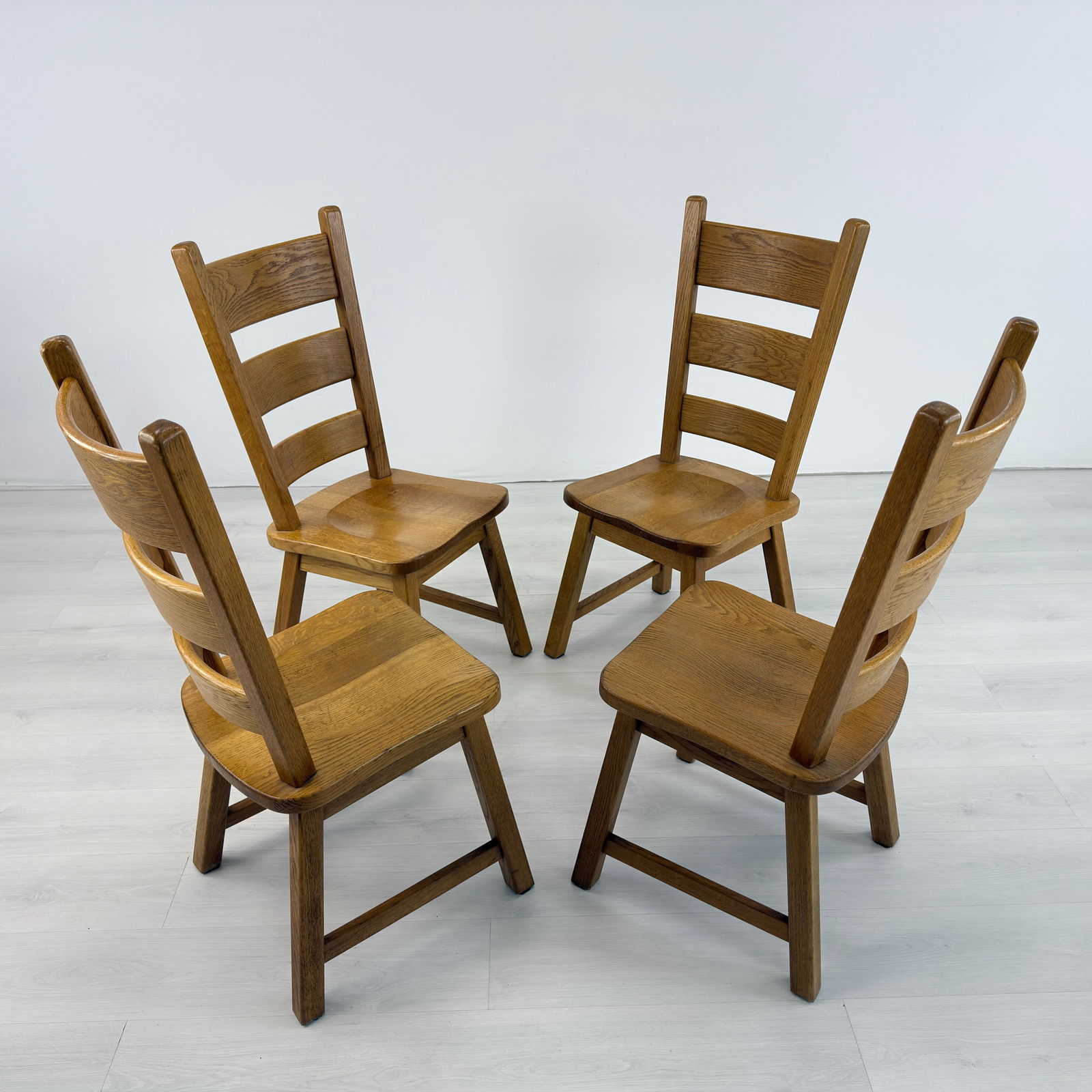 (4) RUSTIC FARMHOUSE DINING CHAIRS - 5