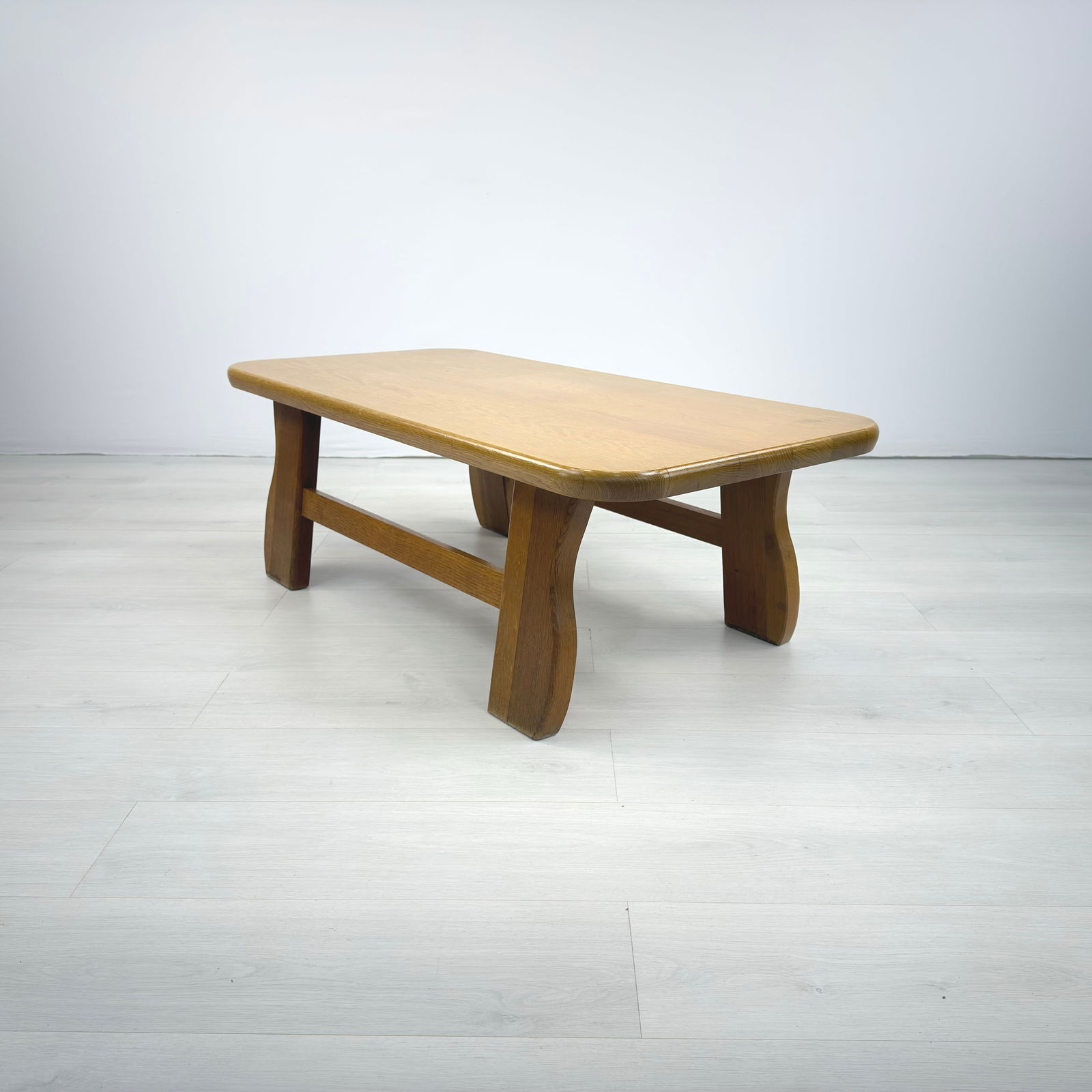 SCANDINAVIAN BRUTALIST COFFEE TABLE - 4