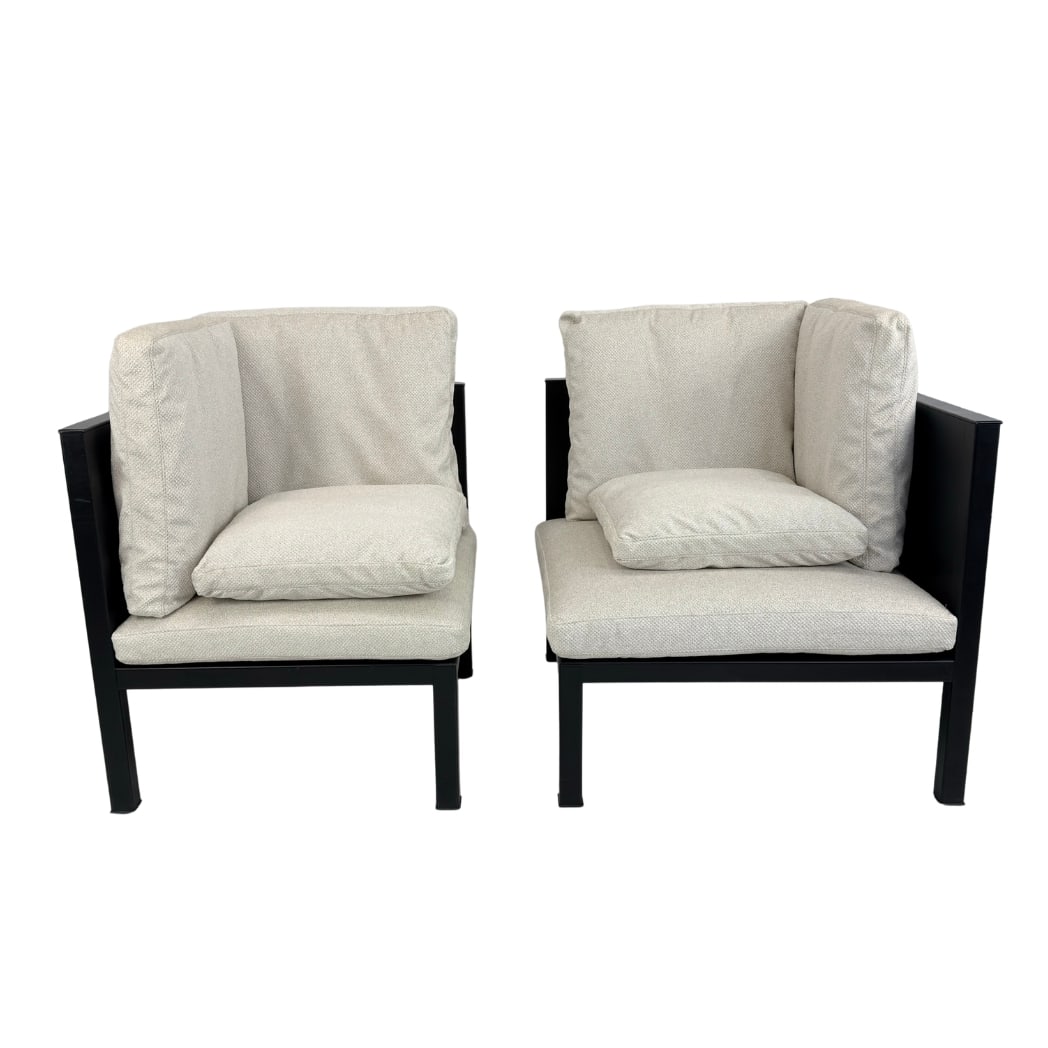 ANTONIO CITTERIO FOR B&B ITALIA SITY ARMCHAIRS, A PAIR: Dimensions: H 36” x W 30” x D 41” x SH 16”. Pair of corner armchairs “Sity” designed by Antonio Citterio for B&B Italia with newly upholstered cushions in off-white