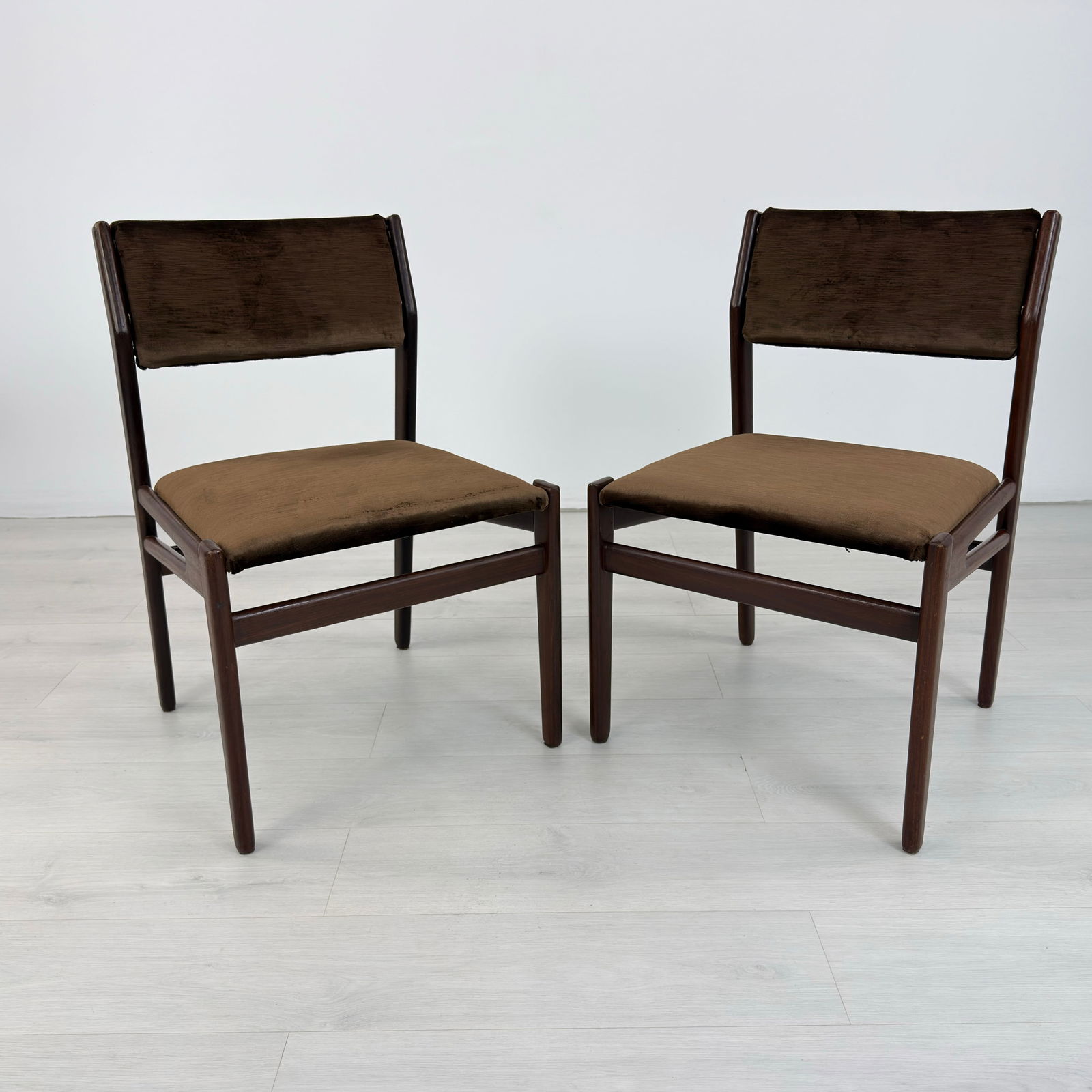 TOPFORM DINING CHAIRS, A PAIR - 2