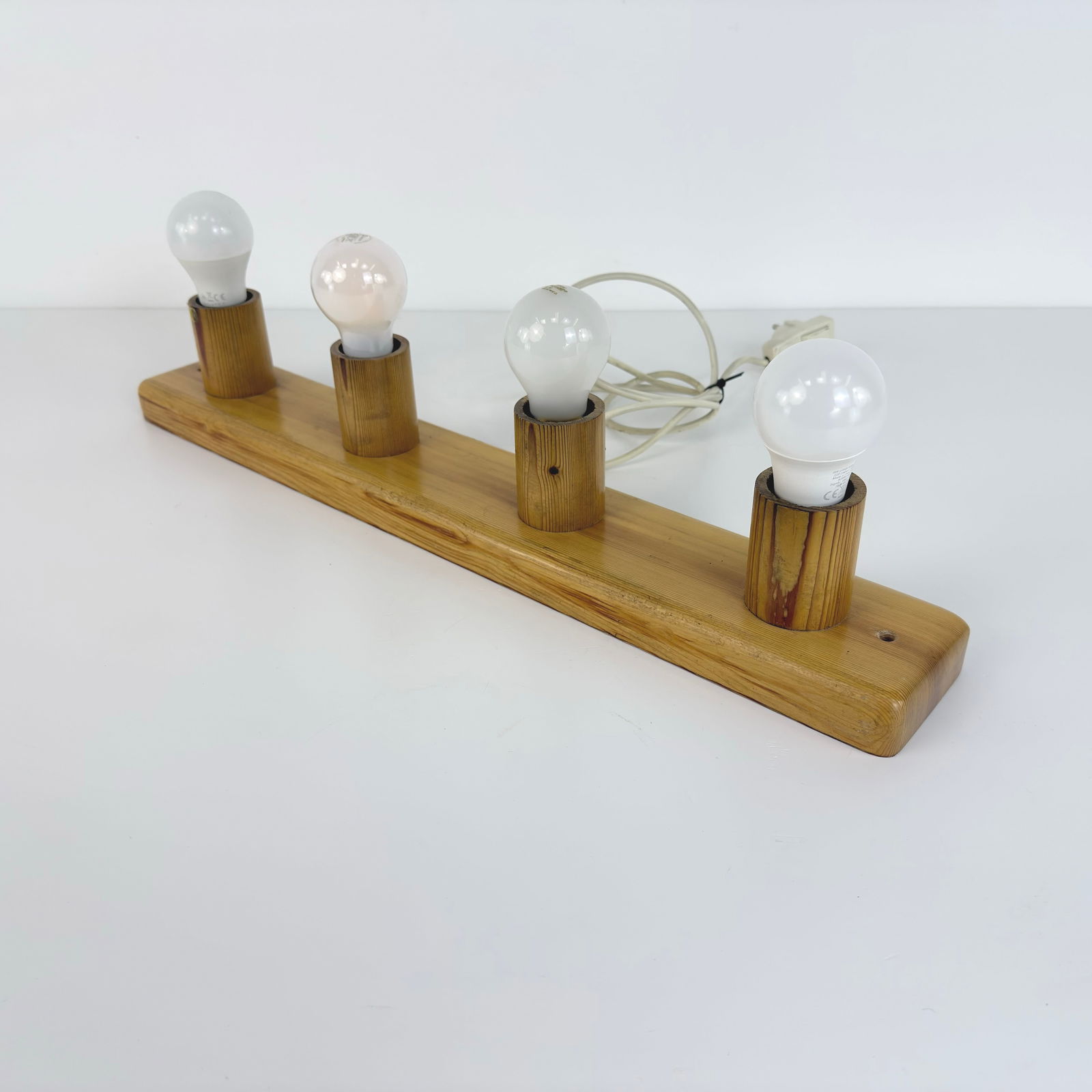 SCANDINAVIAN CEILING LIGHT - 2