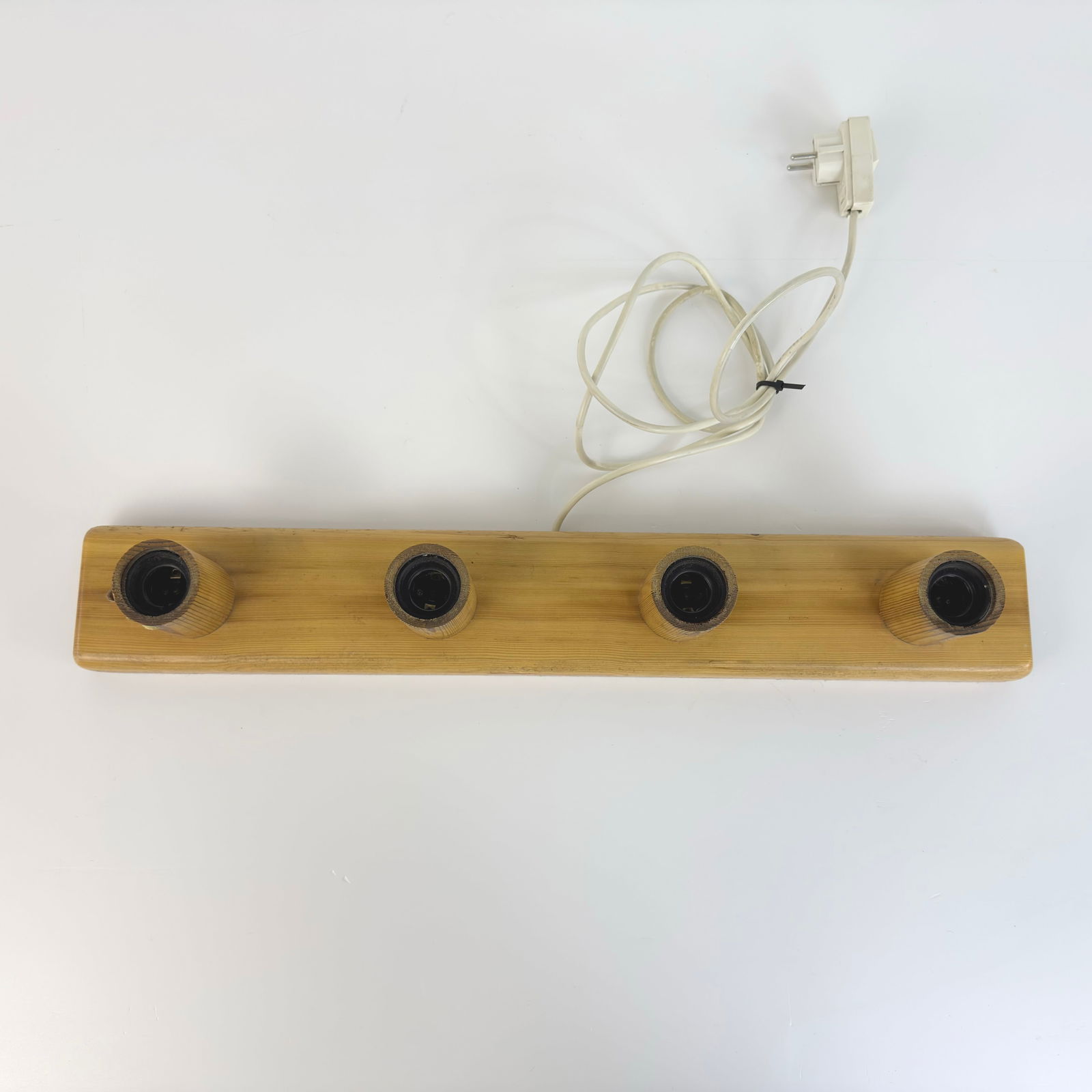 SCANDINAVIAN CEILING LIGHT - 4