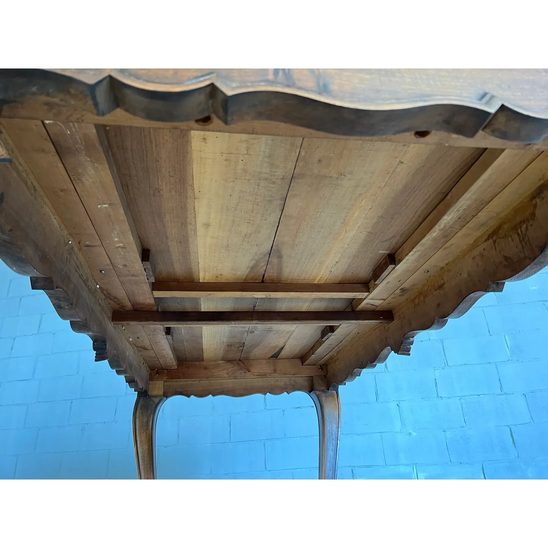 FRENCH LOUIS XV DINING TABLE - 11