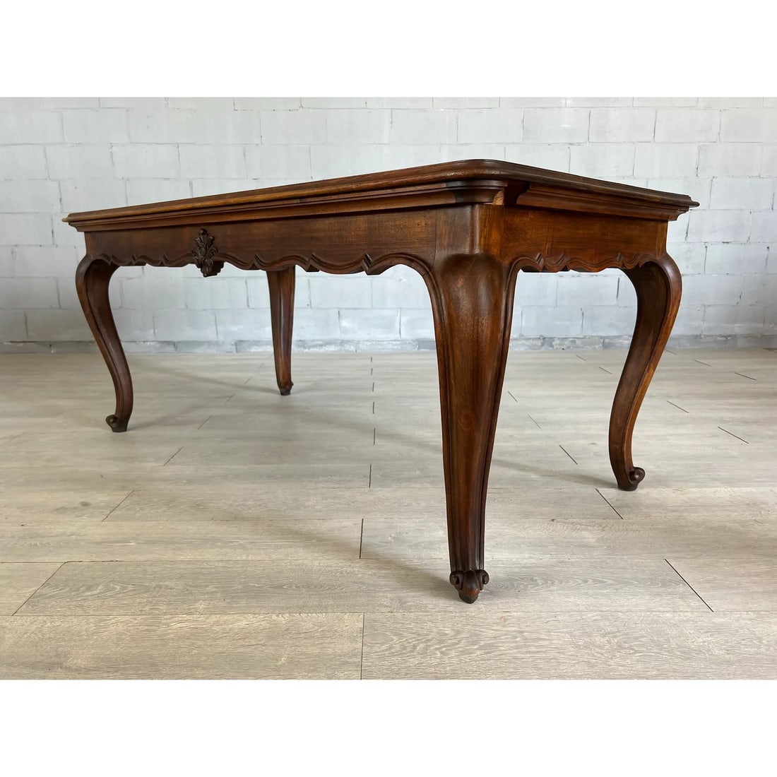 FRENCH LOUIS XV DINING TABLE - 3