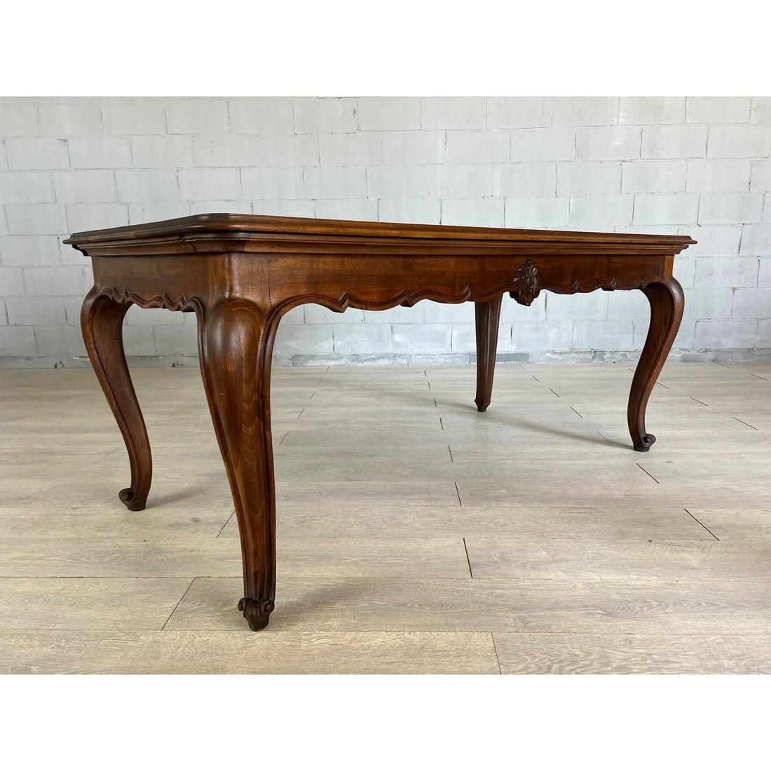 FRENCH LOUIS XV DINING TABLE - 4