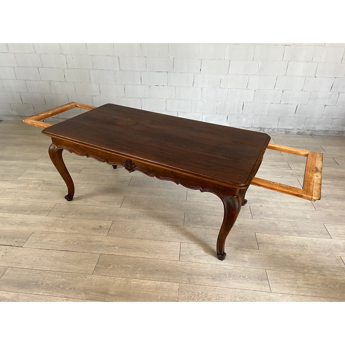 FRENCH LOUIS XV DINING TABLE - 7