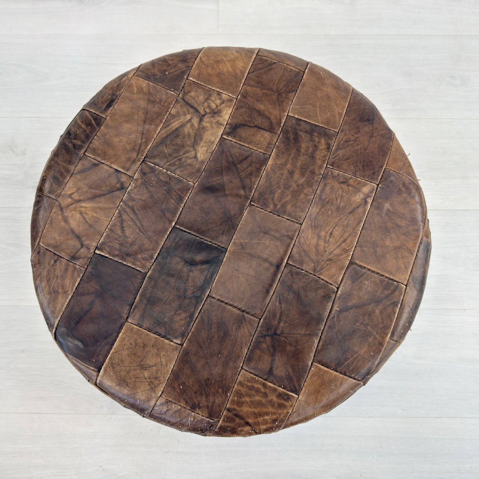 DE SEDE LEATHER POUF - 5