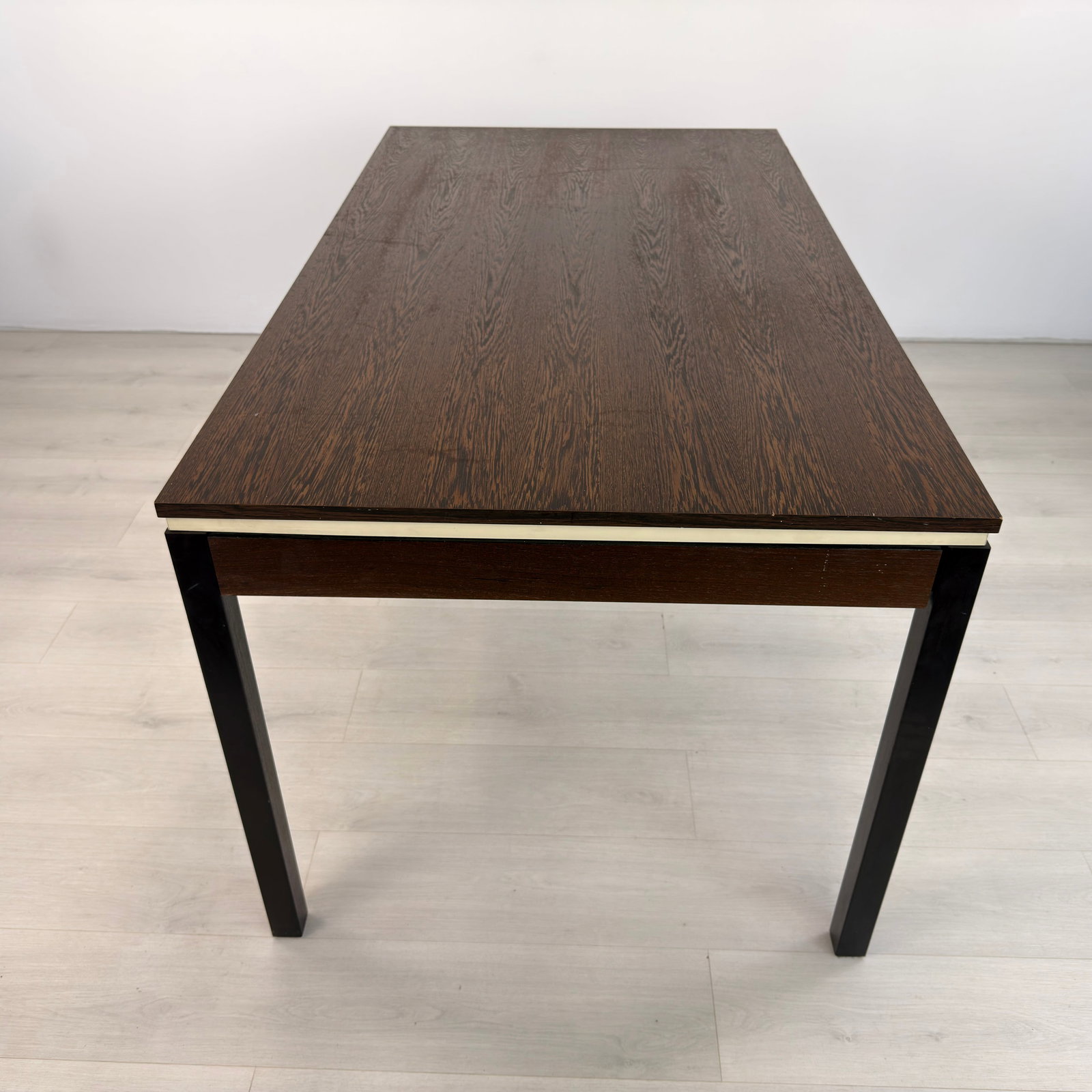 SCANDINAVIAN EXTENDABLE DINING TABLE - 6