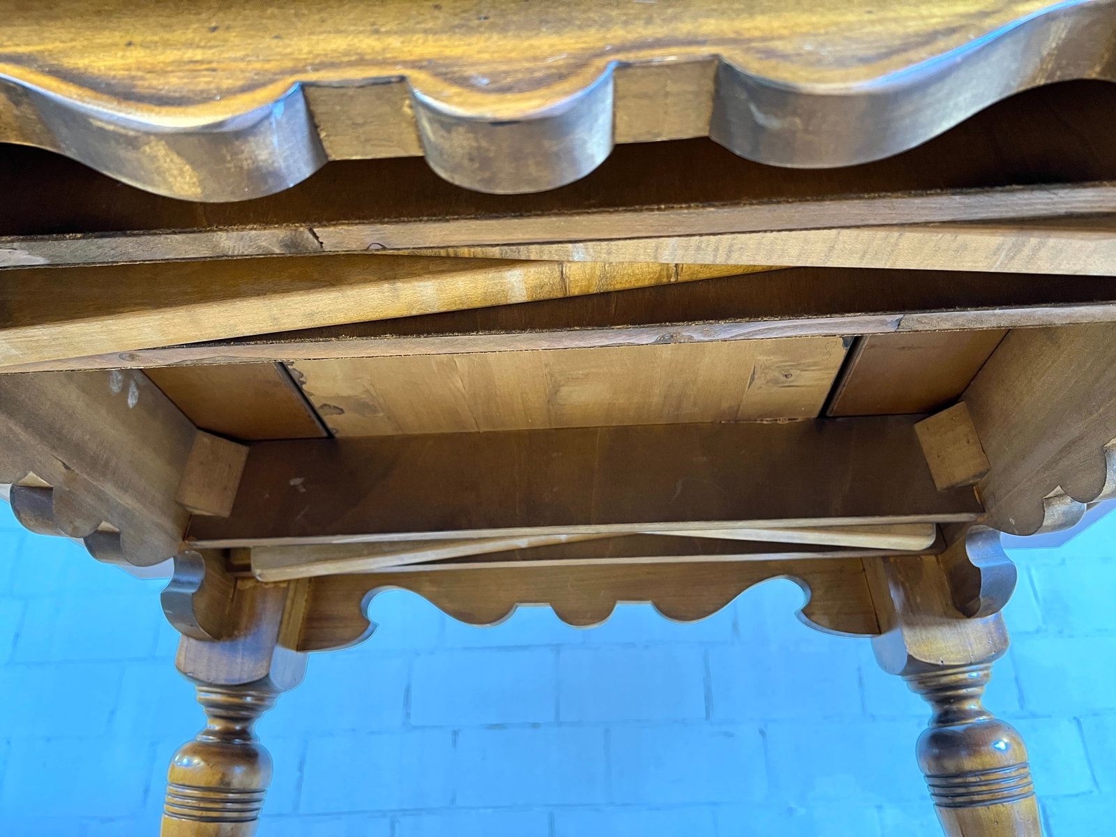 ALPINE SWISS EXTENDABLE DINING TABLE, 18C - 8