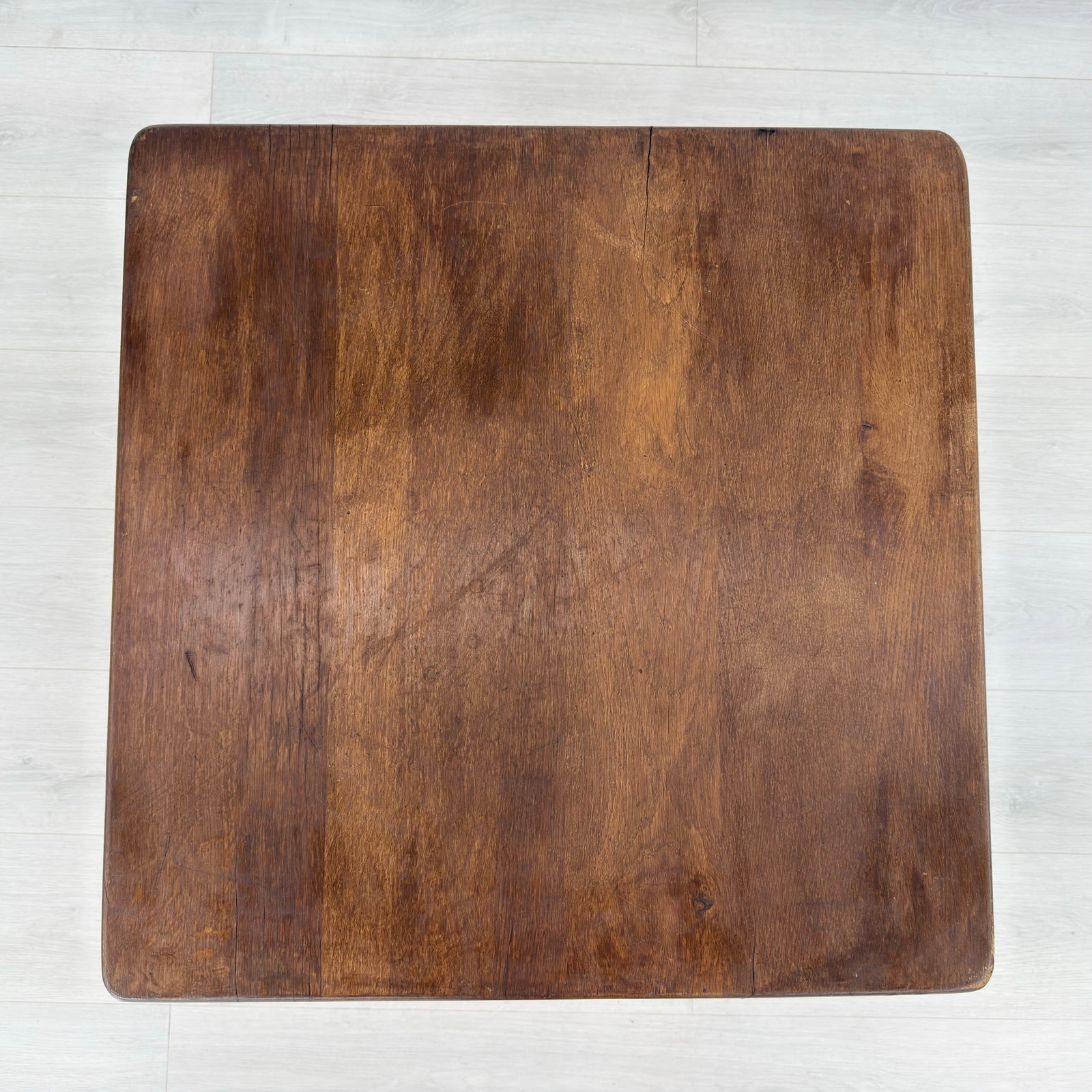 RUSTIC COFFEE TABLE - 8