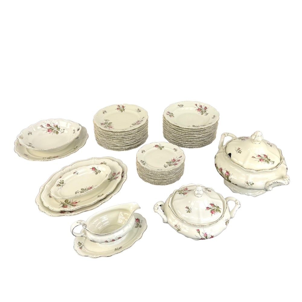 ROSENTHAL GERMANY POMPADOUR MOSS ROSE DINNERWARE SET (1 of 12)