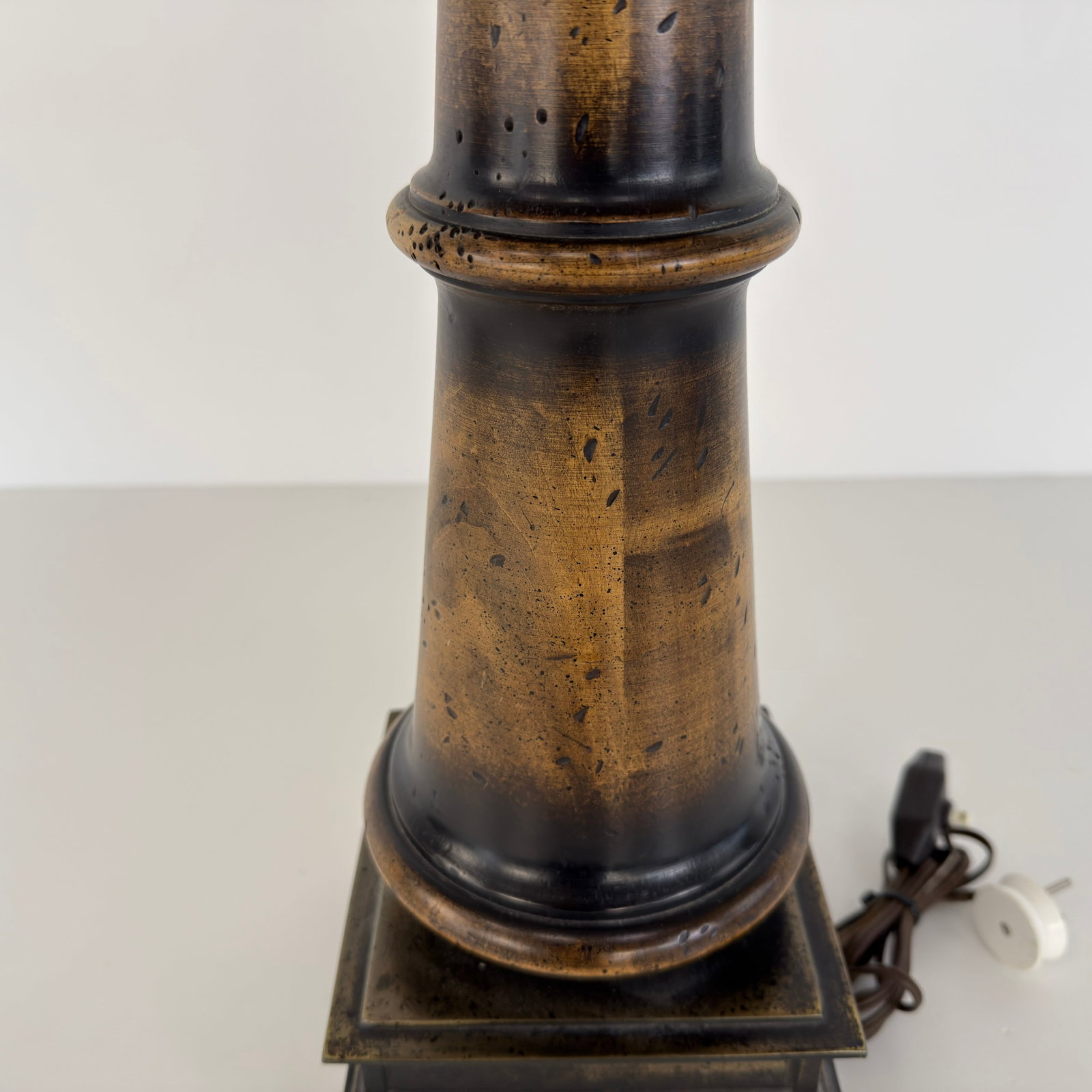 FREDERICK COOPER TABLE LAMP - 6