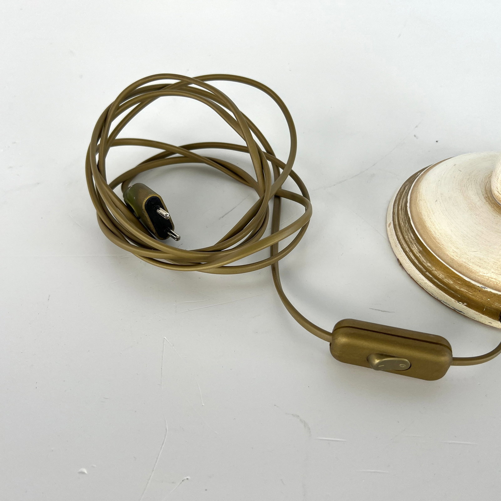 TWISTED FLOOR LAMP - 6