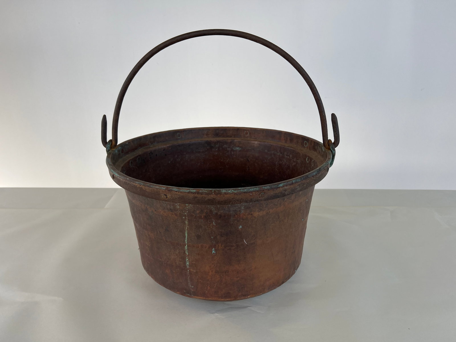 ANTIQUE COPPER CAULDRON (1 of 7)