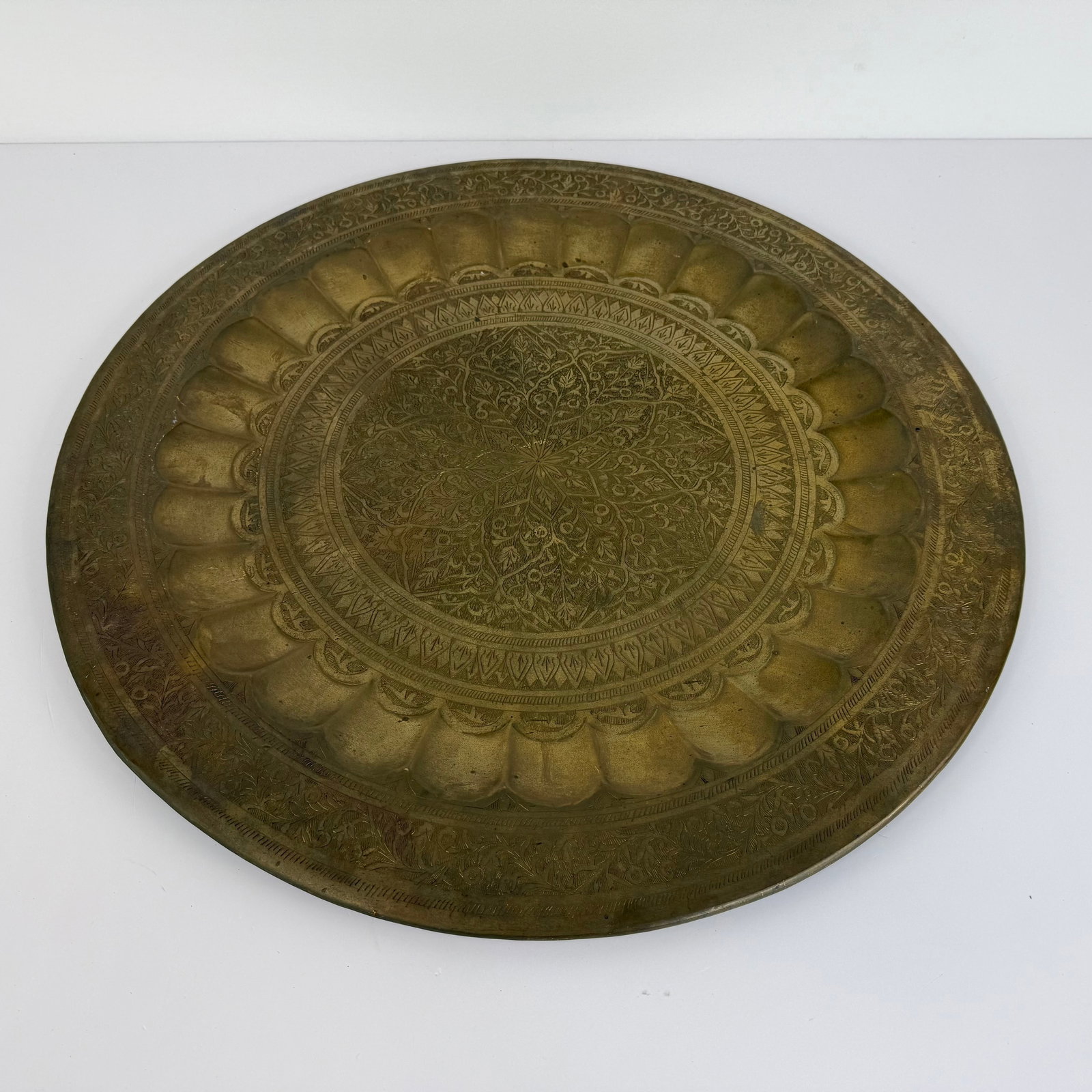 MIDDLE EASTERN BRASS PLATE (1 of 7)