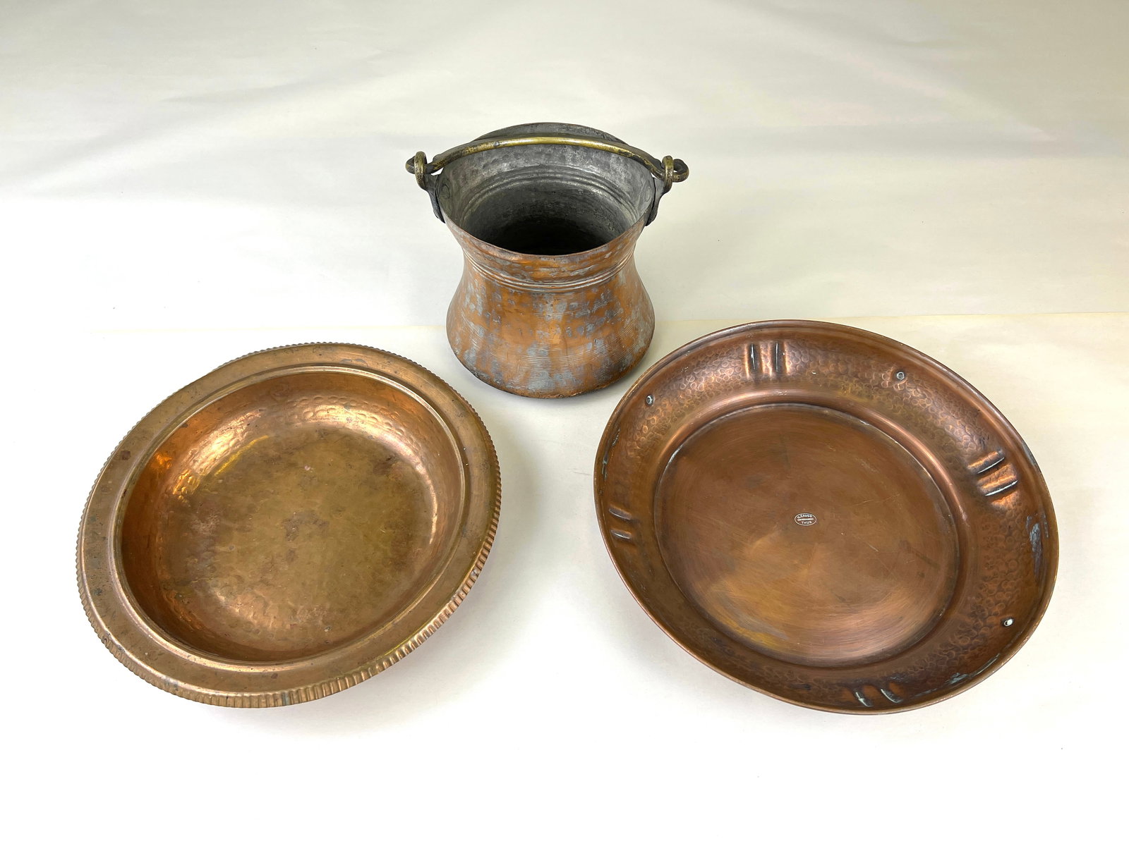 LOT 3 ANTIQUE COPPER DISHES (1 of 5)