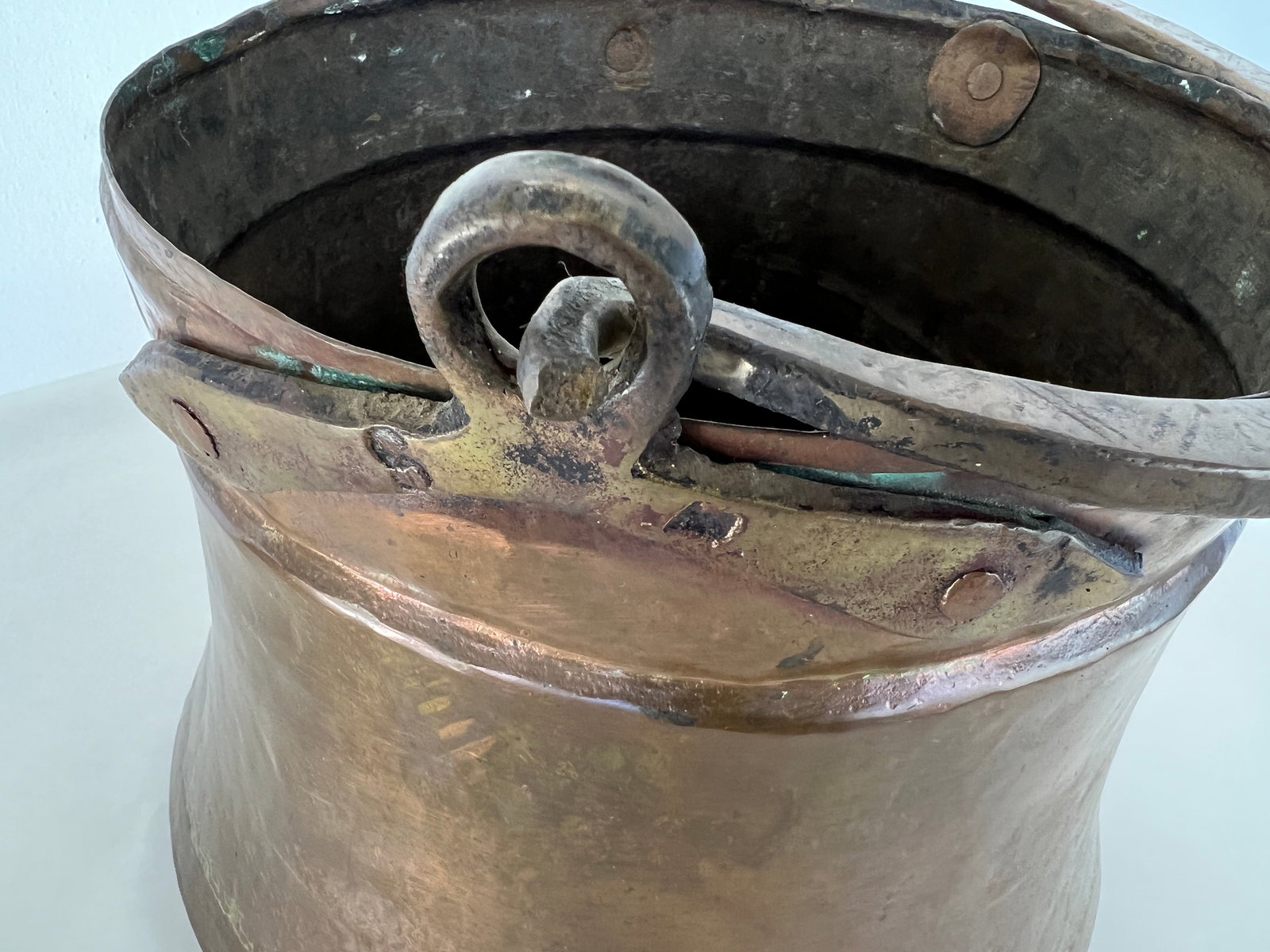 ANTIQUE COPPER CAULDRON - 4