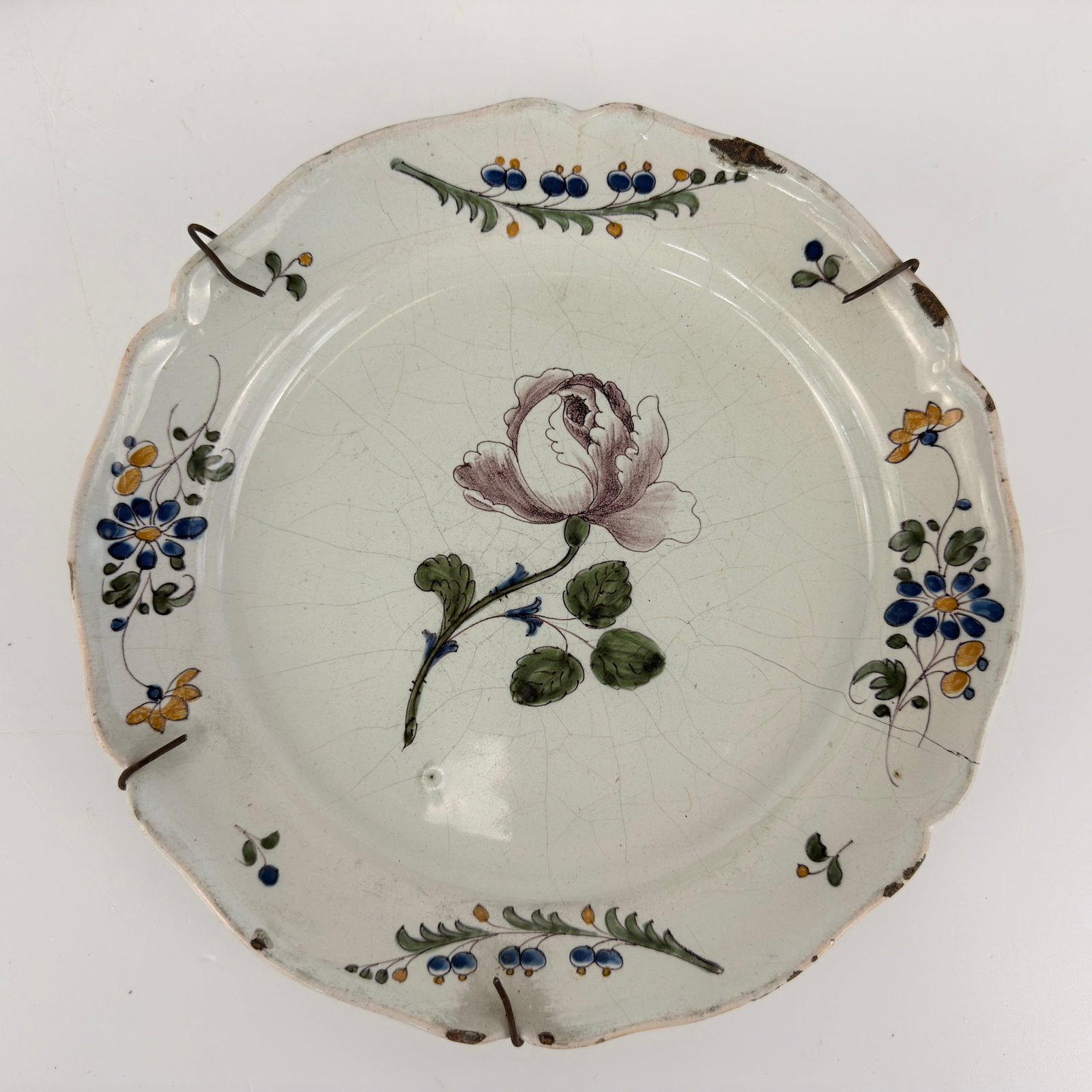 (2) CERAMIC DECORATIVE PLATES - 3