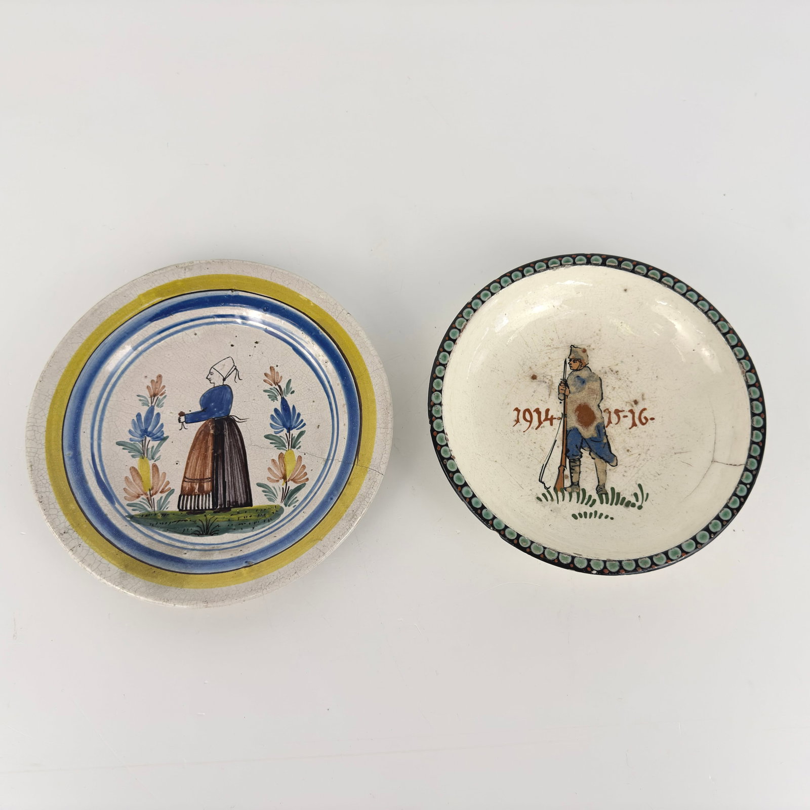 (2) VINTAGE CERAMIC PLATES (1 of 9)
