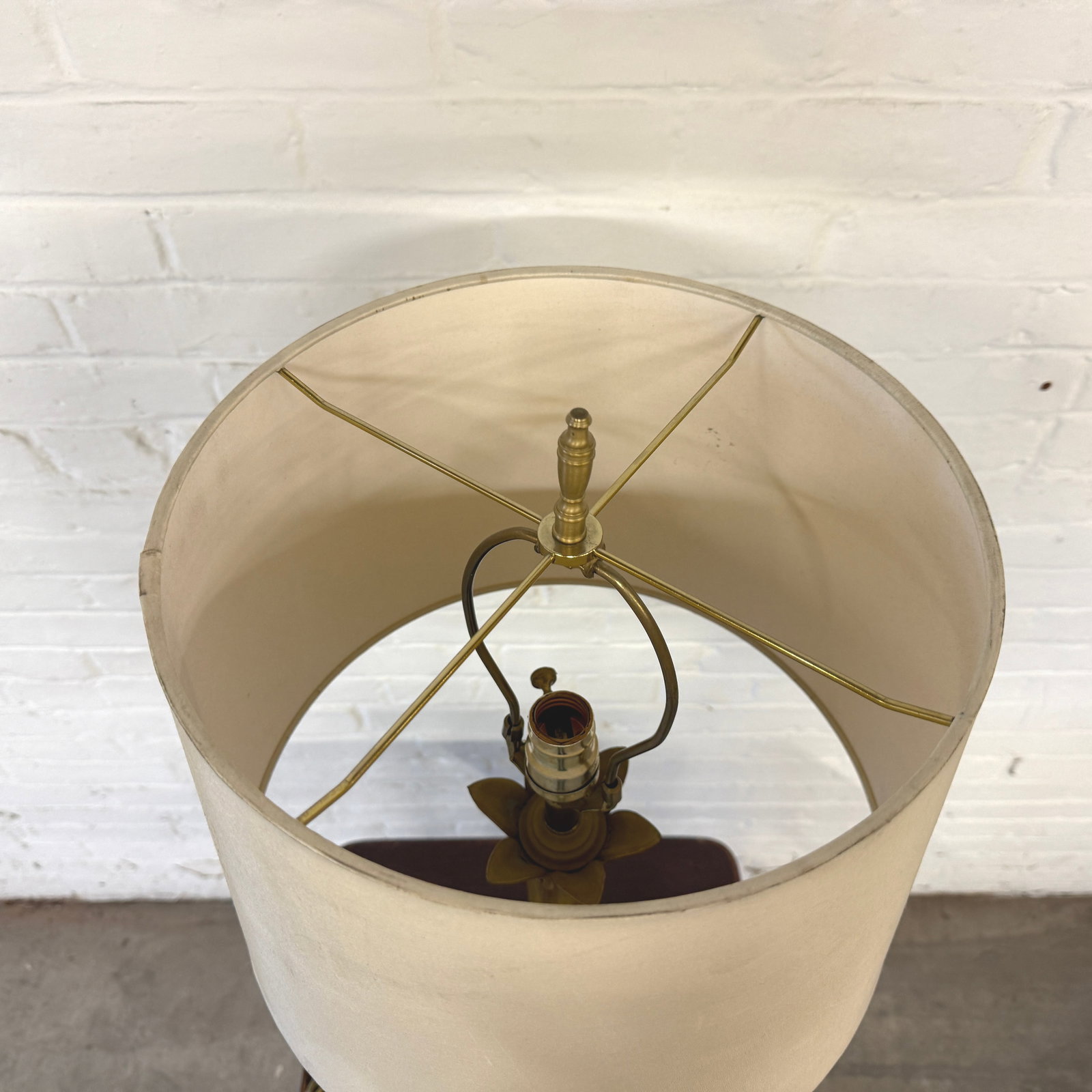 FRENCH TABLE LAMP - 3