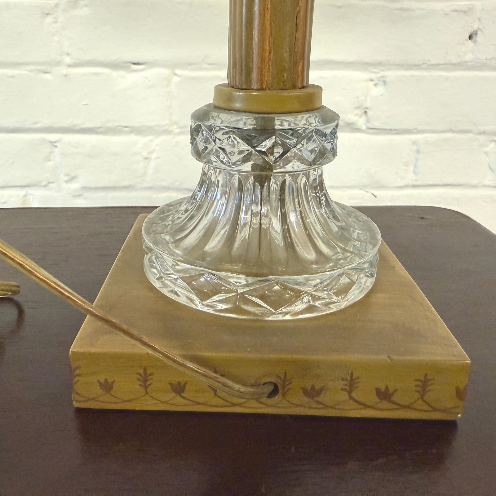 FRENCH TABLE LAMP - 7