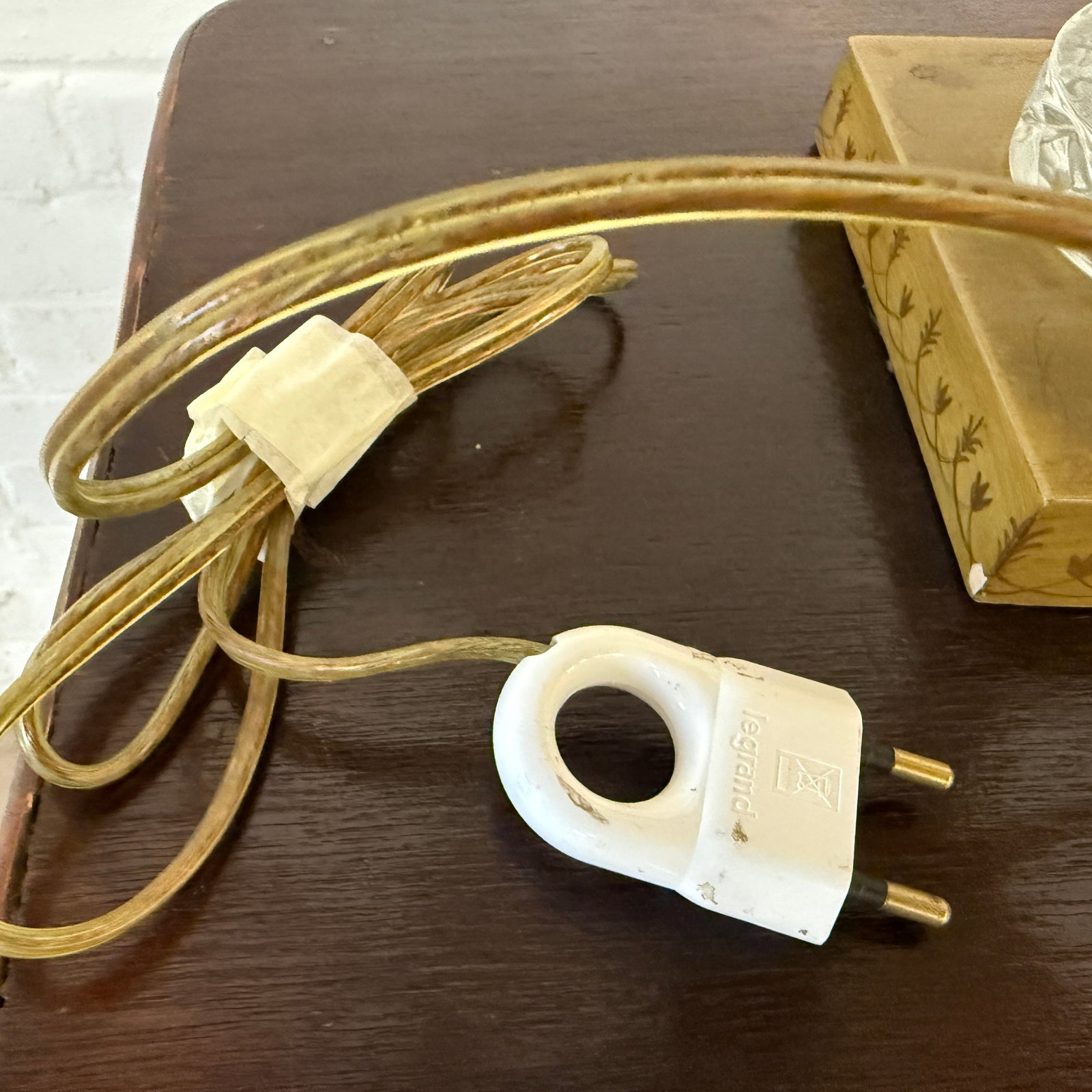 FRENCH TABLE LAMP - 8