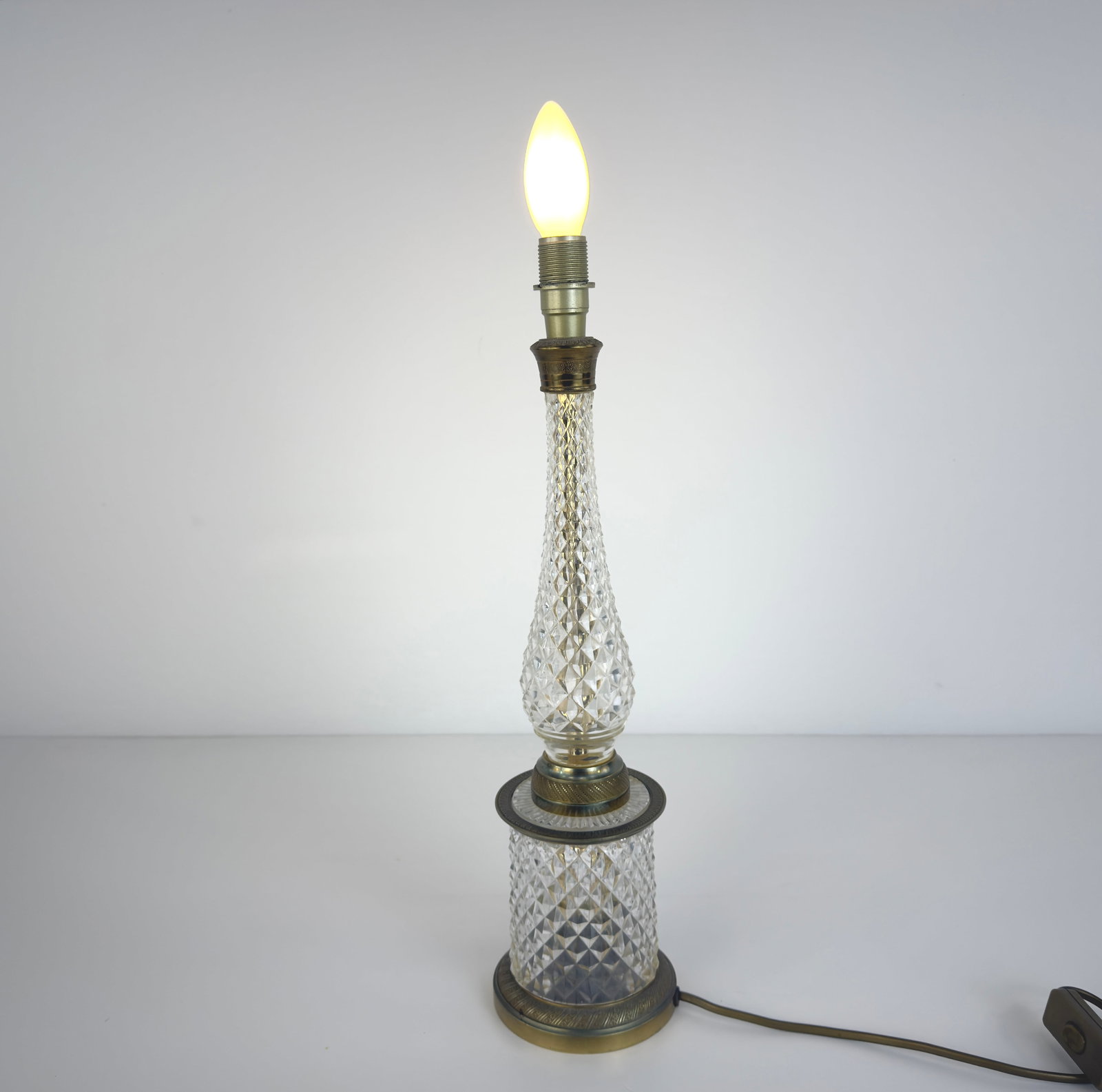 HOLLYWOOD REGENCY TABLE LAMP - 5