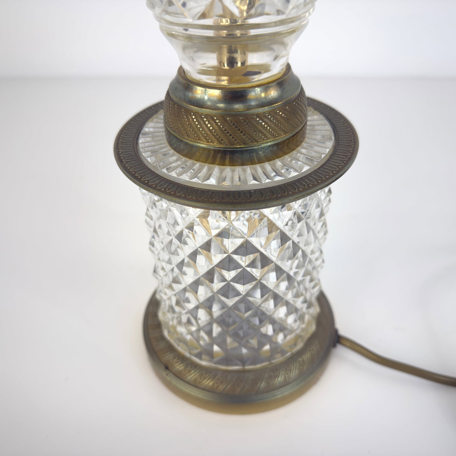 HOLLYWOOD REGENCY TABLE LAMP - 8